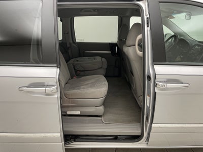 2007 Hyundai Entourage GLS