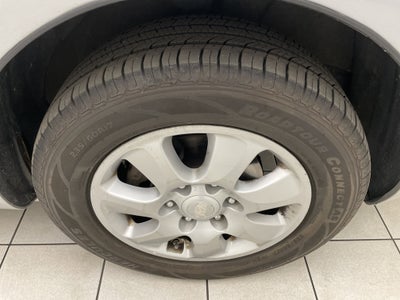 2007 Hyundai Entourage GLS