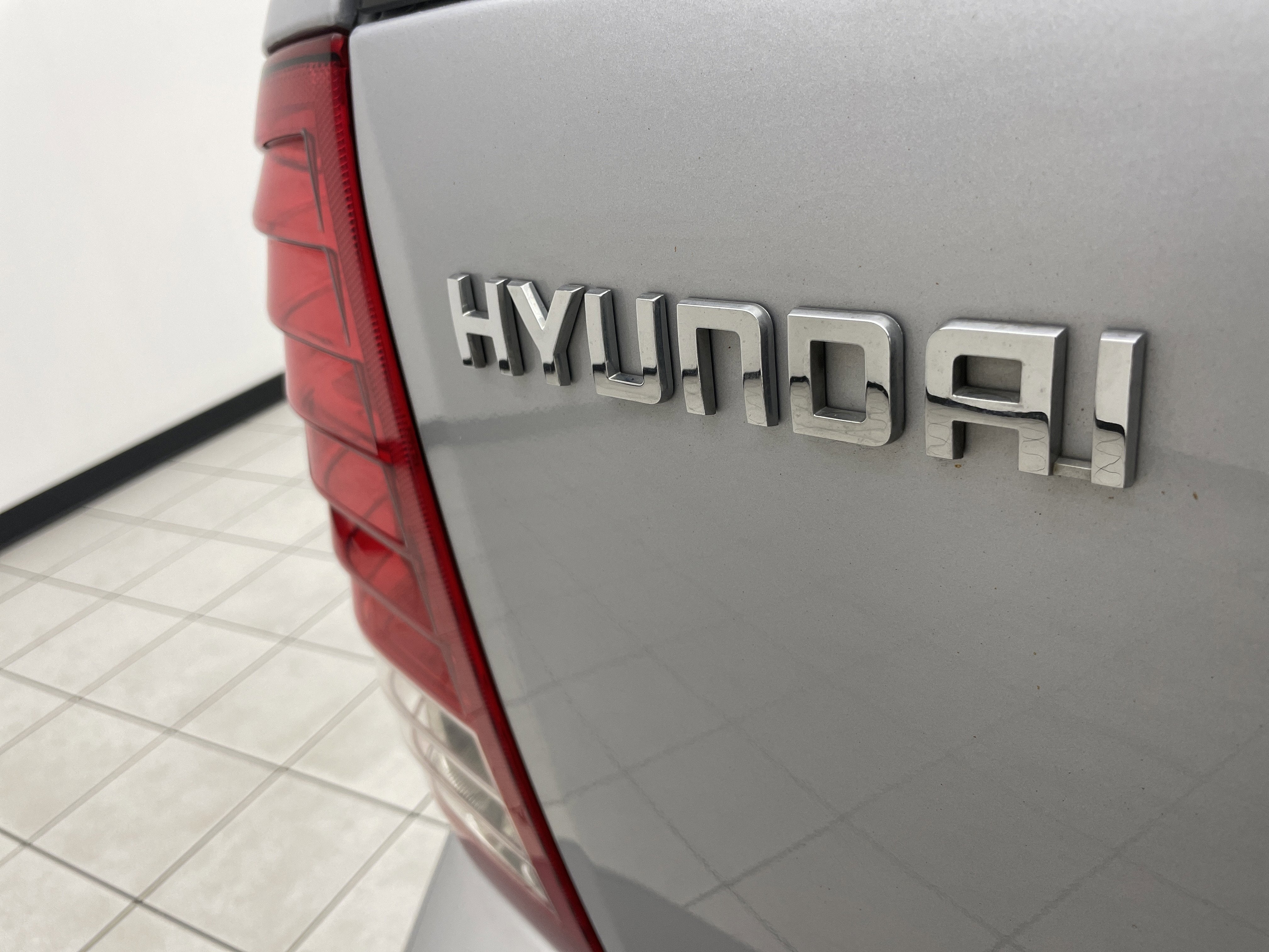 2007 Hyundai Entourage GLS