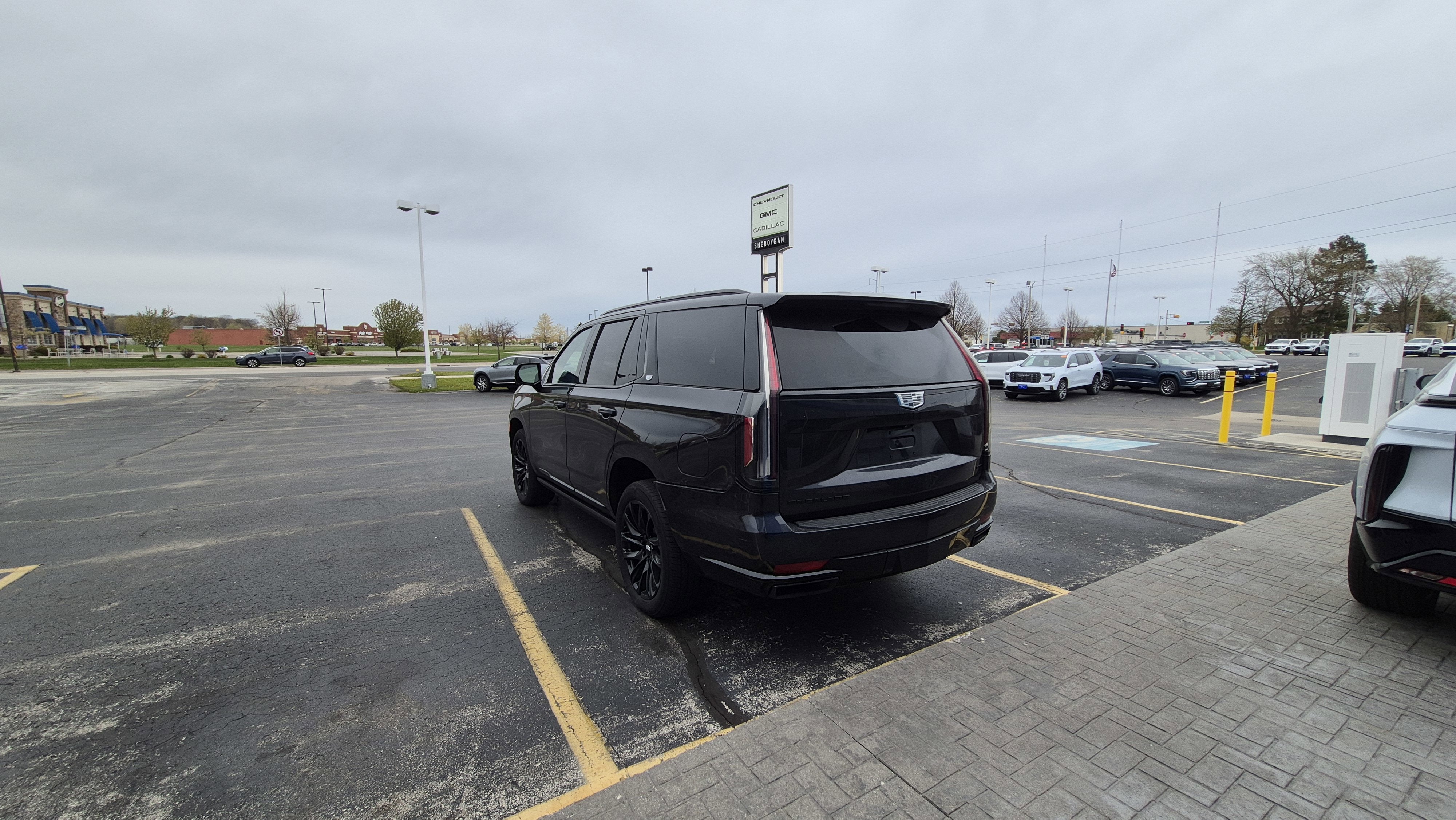 2024 Cadillac Escalade Sport