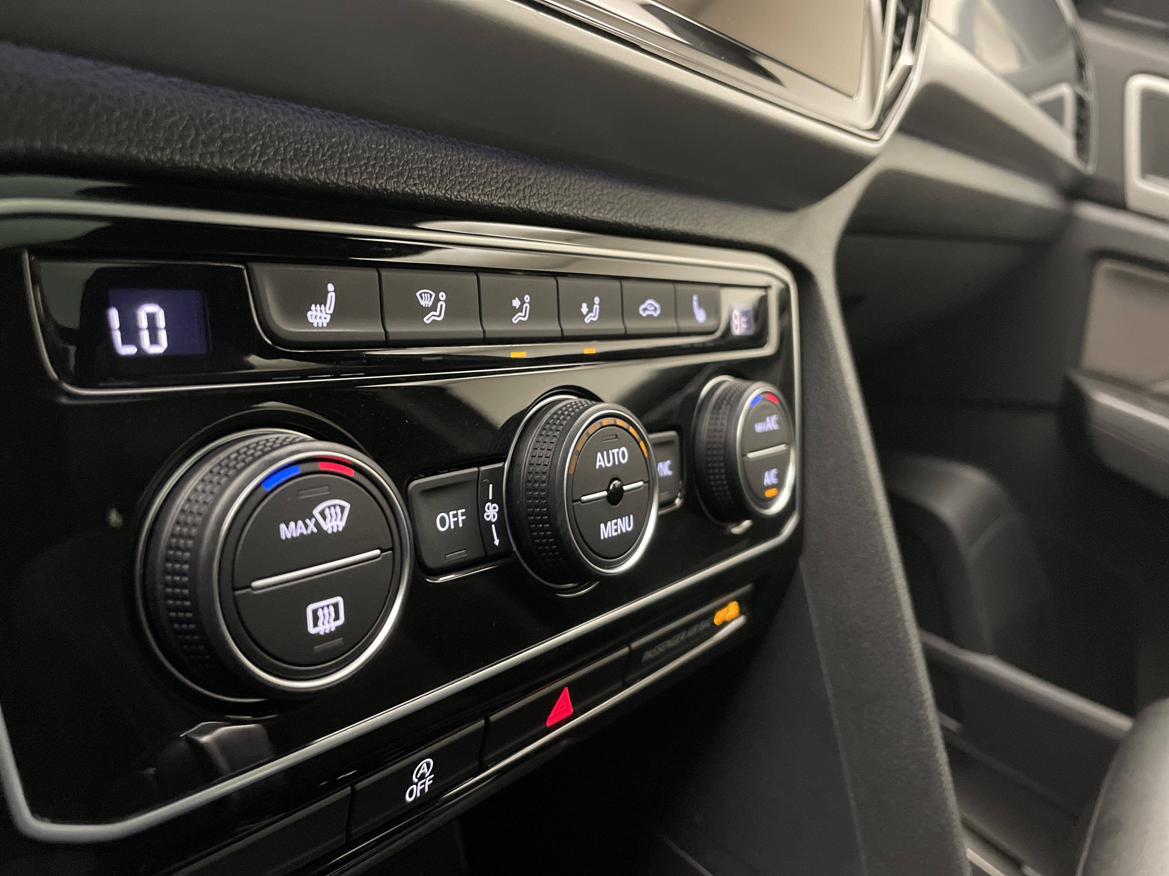 2023 Volkswagen Atlas Cross Sport 3.6L V6 SEL