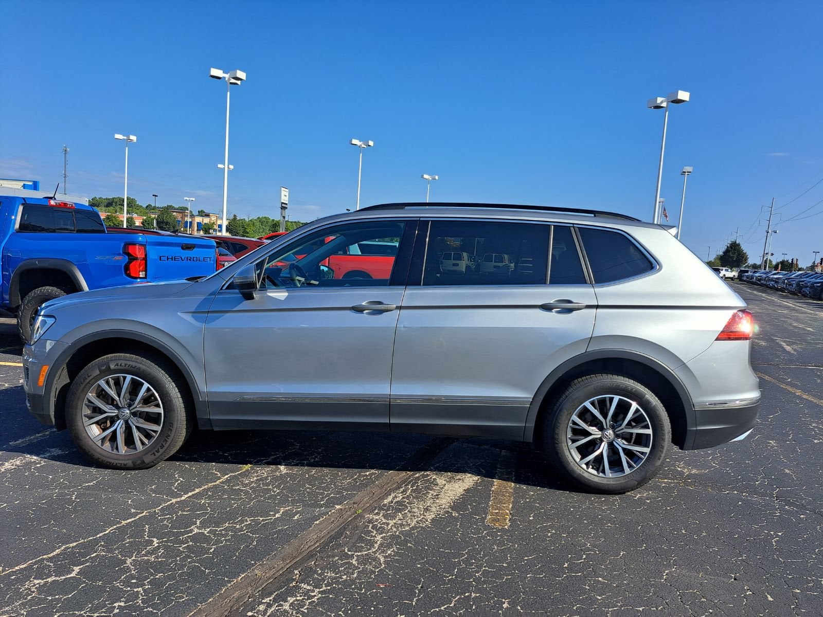 2020 Volkswagen Tiguan 2.0T SE
