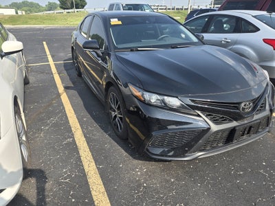 2023 Toyota Camry SE AWD