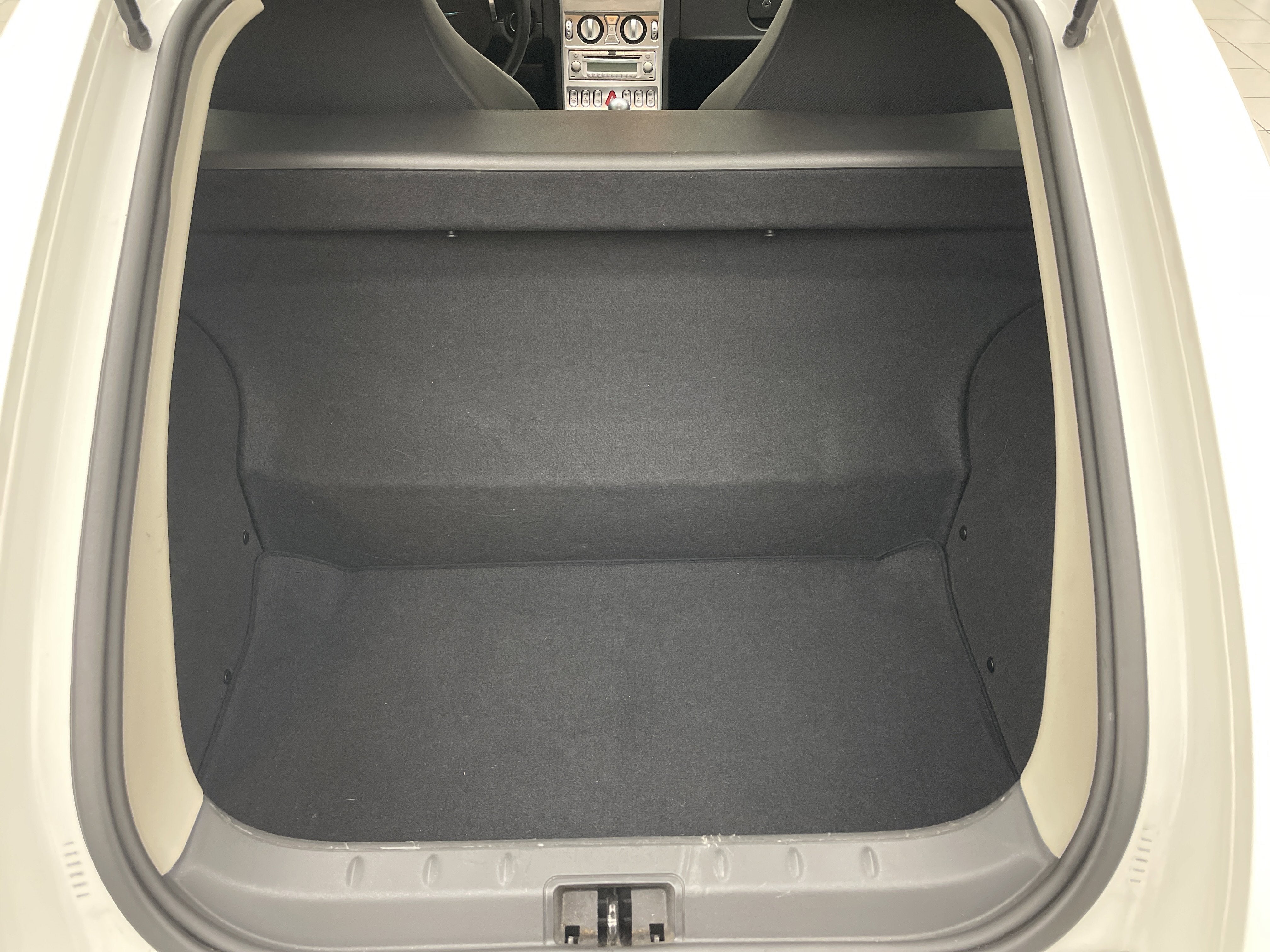 2004 Chrysler Crossfire Base