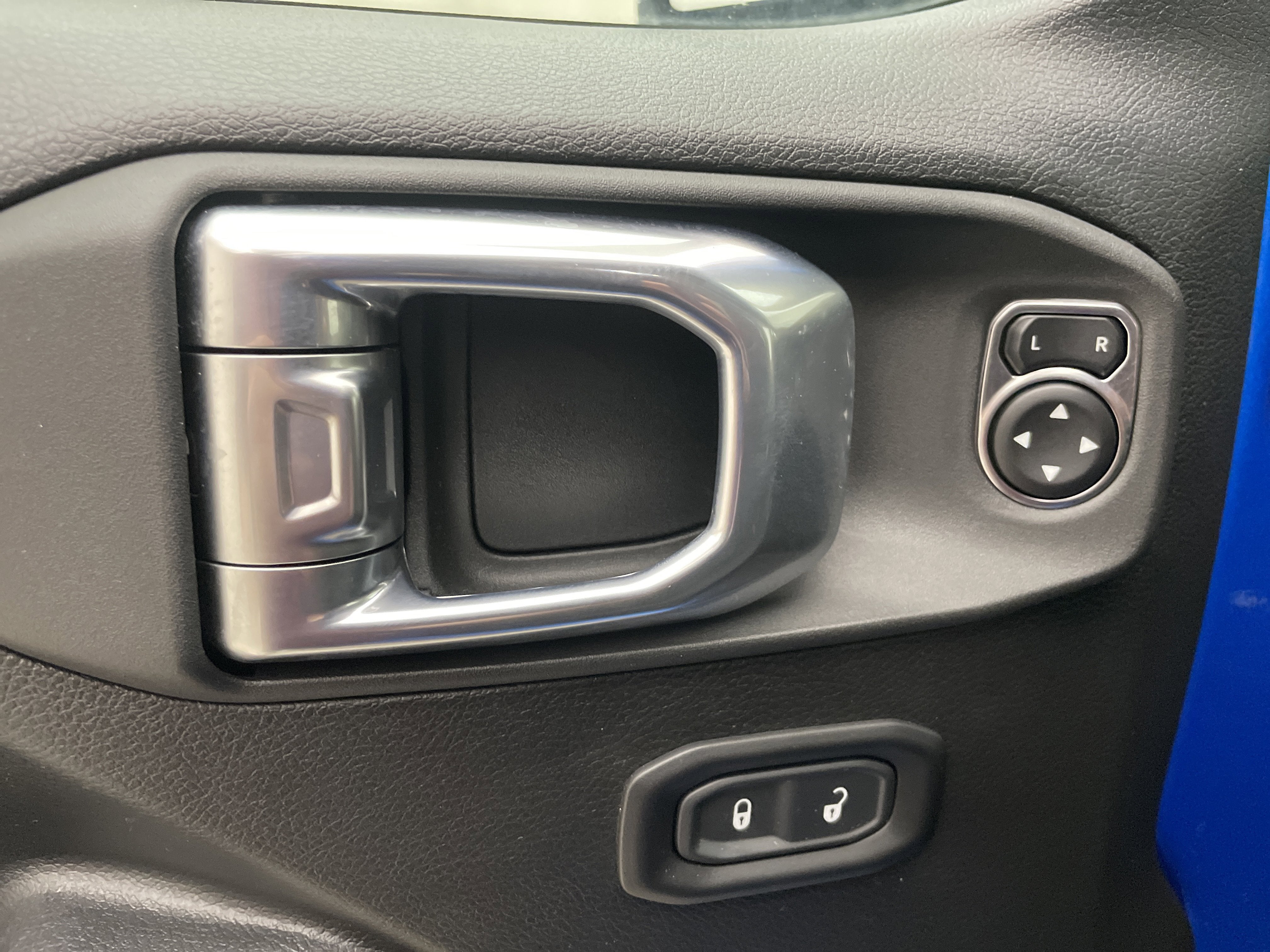 2023 Jeep Wrangler 4-Door Willys 4x4