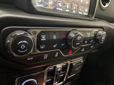 2022 Jeep Wrangler Unlimited Sahara 4x4