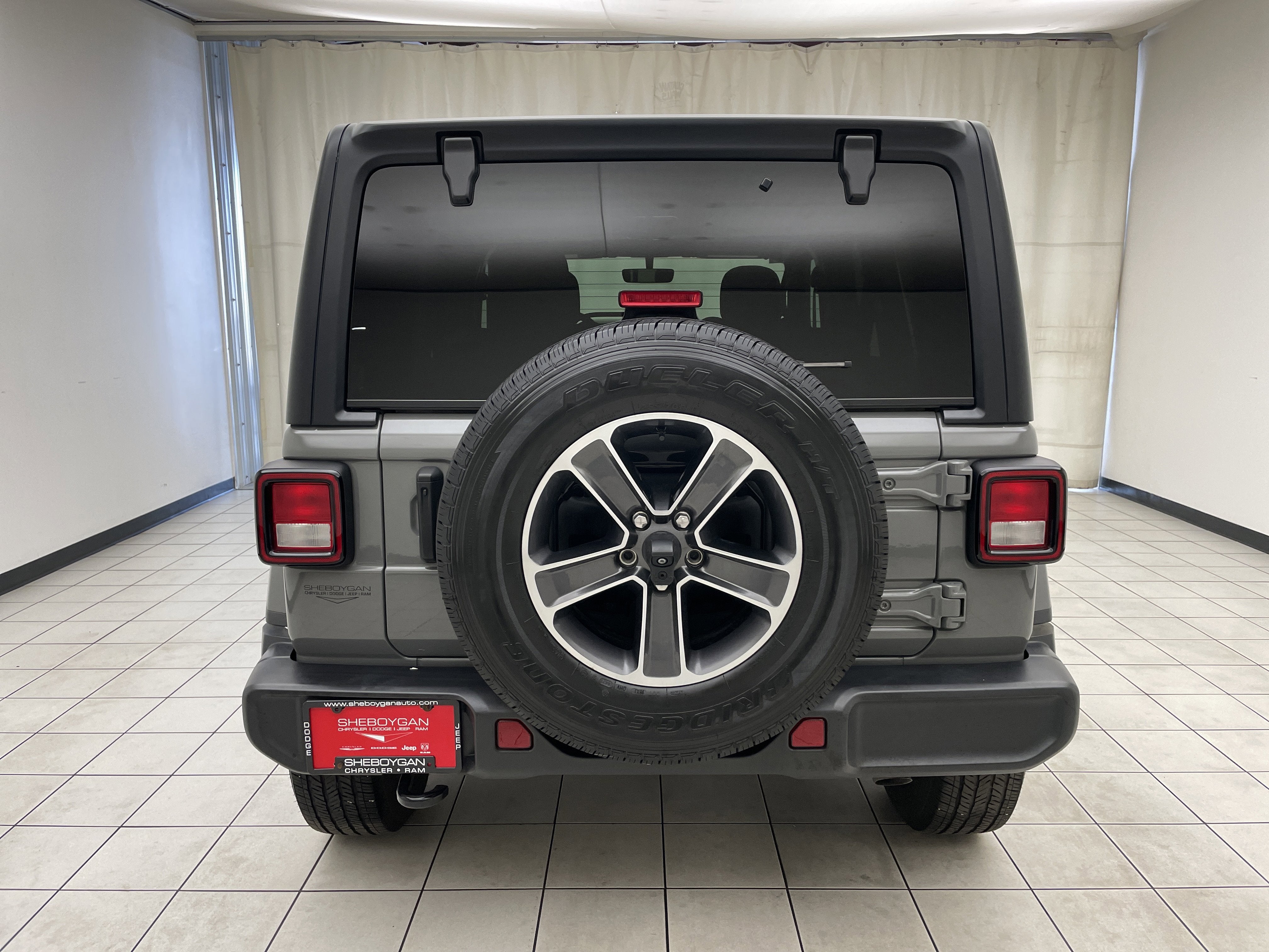 2023 Jeep Wrangler 4-Door Sahara 4x4