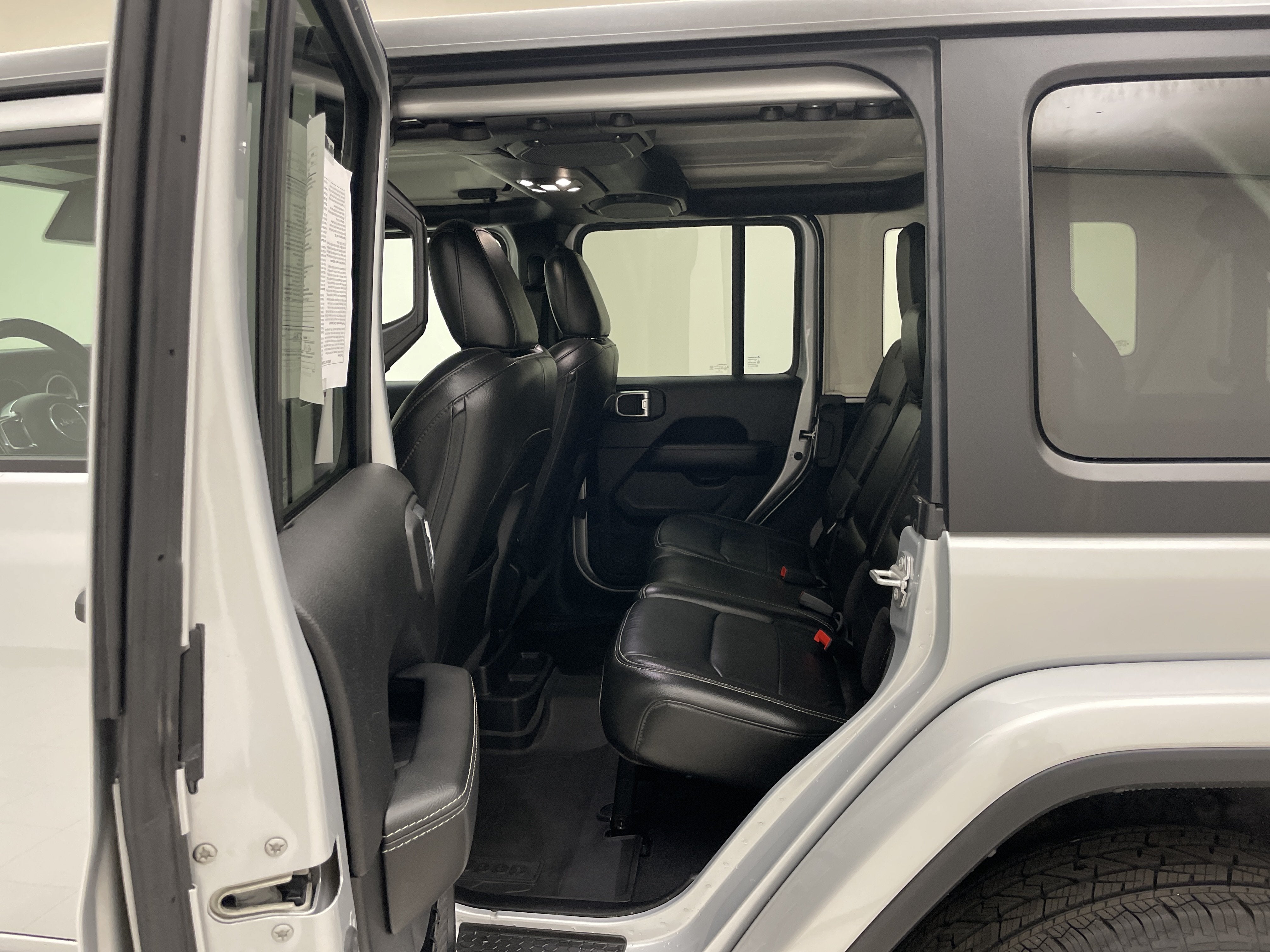 2022 Jeep Wrangler Unlimited Sahara 4x4