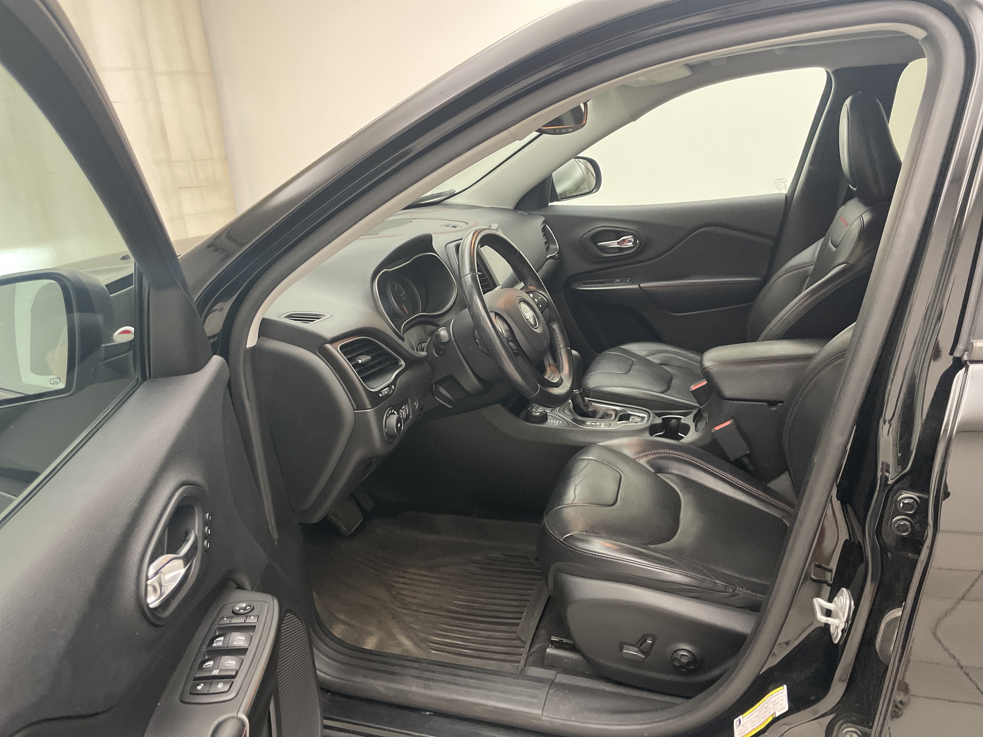 2019 Jeep Cherokee Trailhawk Elite 4x4