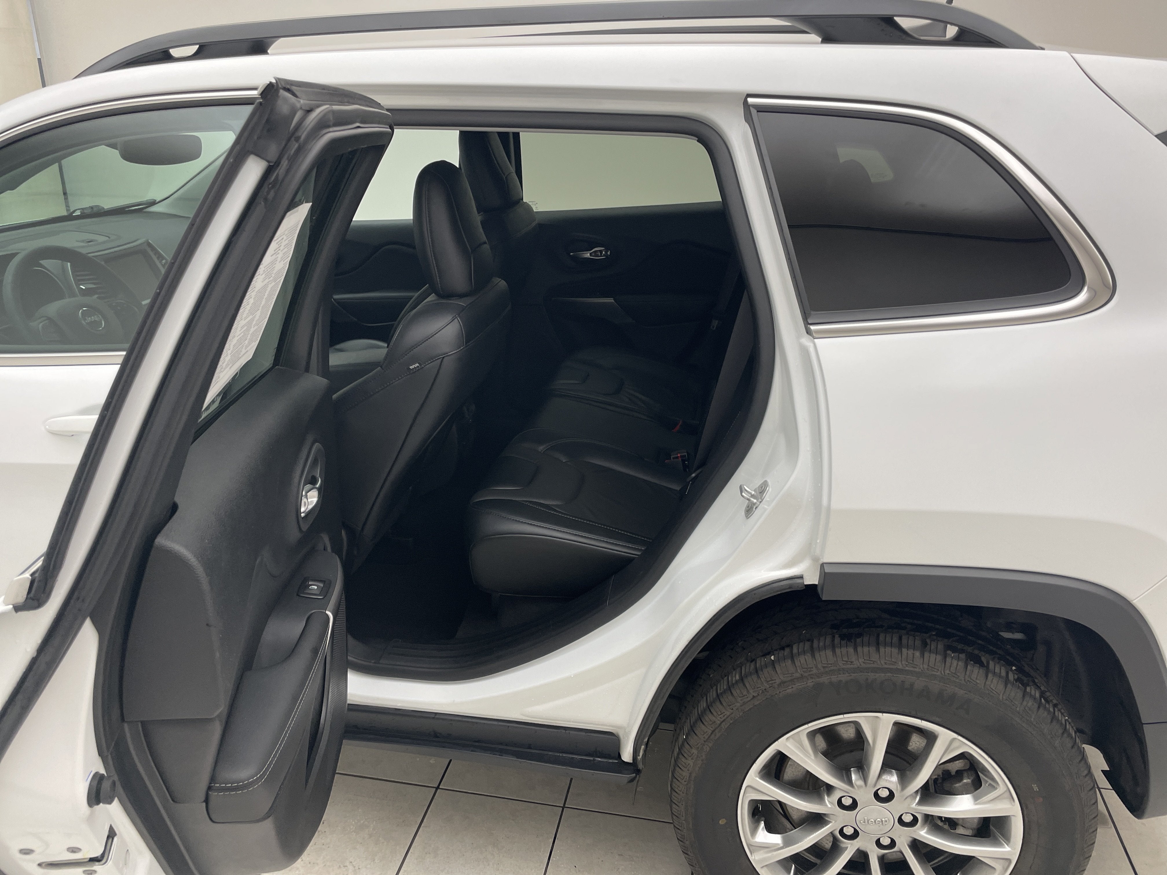2022 Jeep Cherokee Latitude Lux 4x4