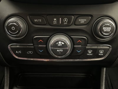 2021 Jeep Cherokee Latitude Lux 4X4