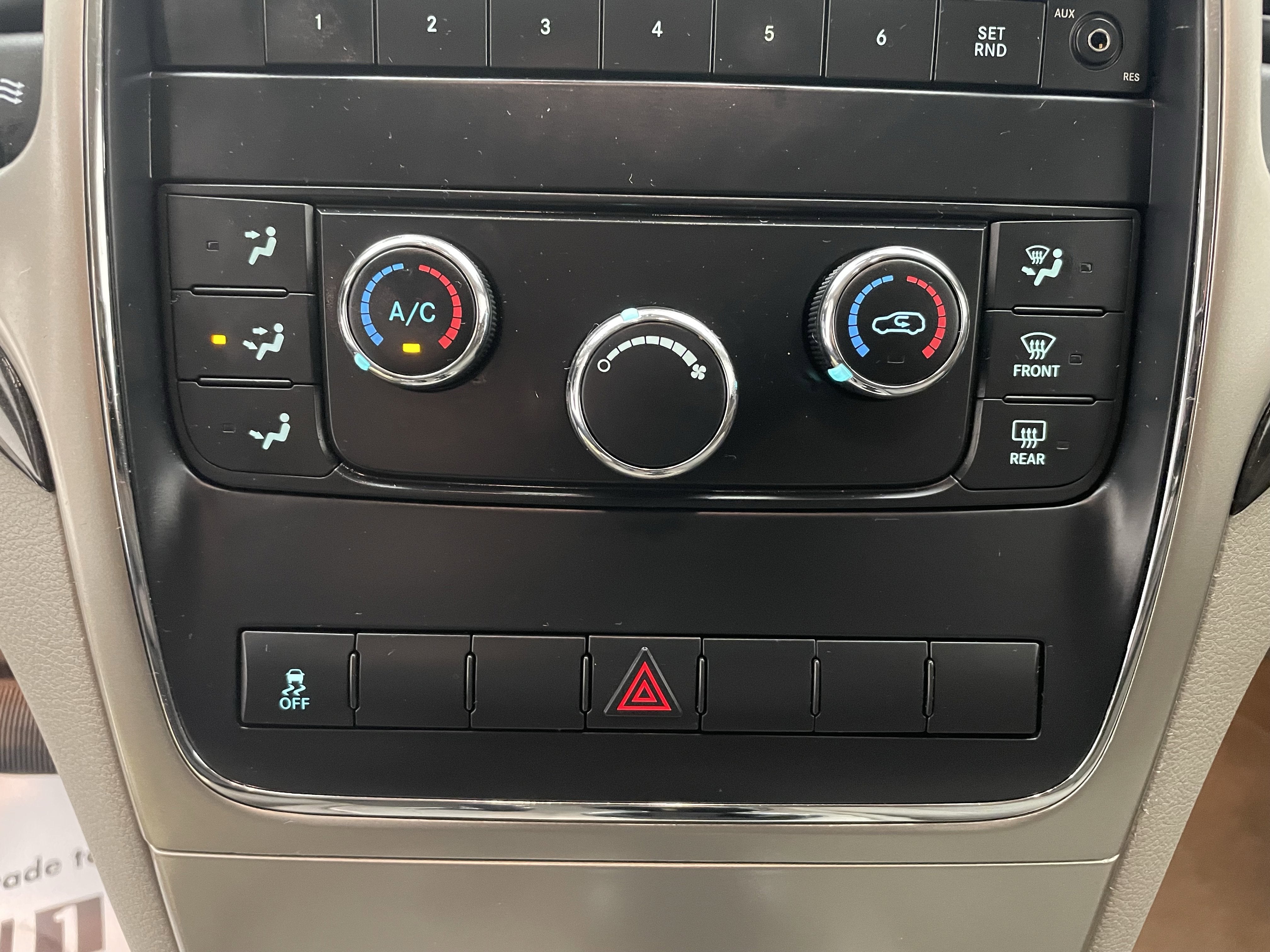 2012 Jeep Grand Cherokee Laredo