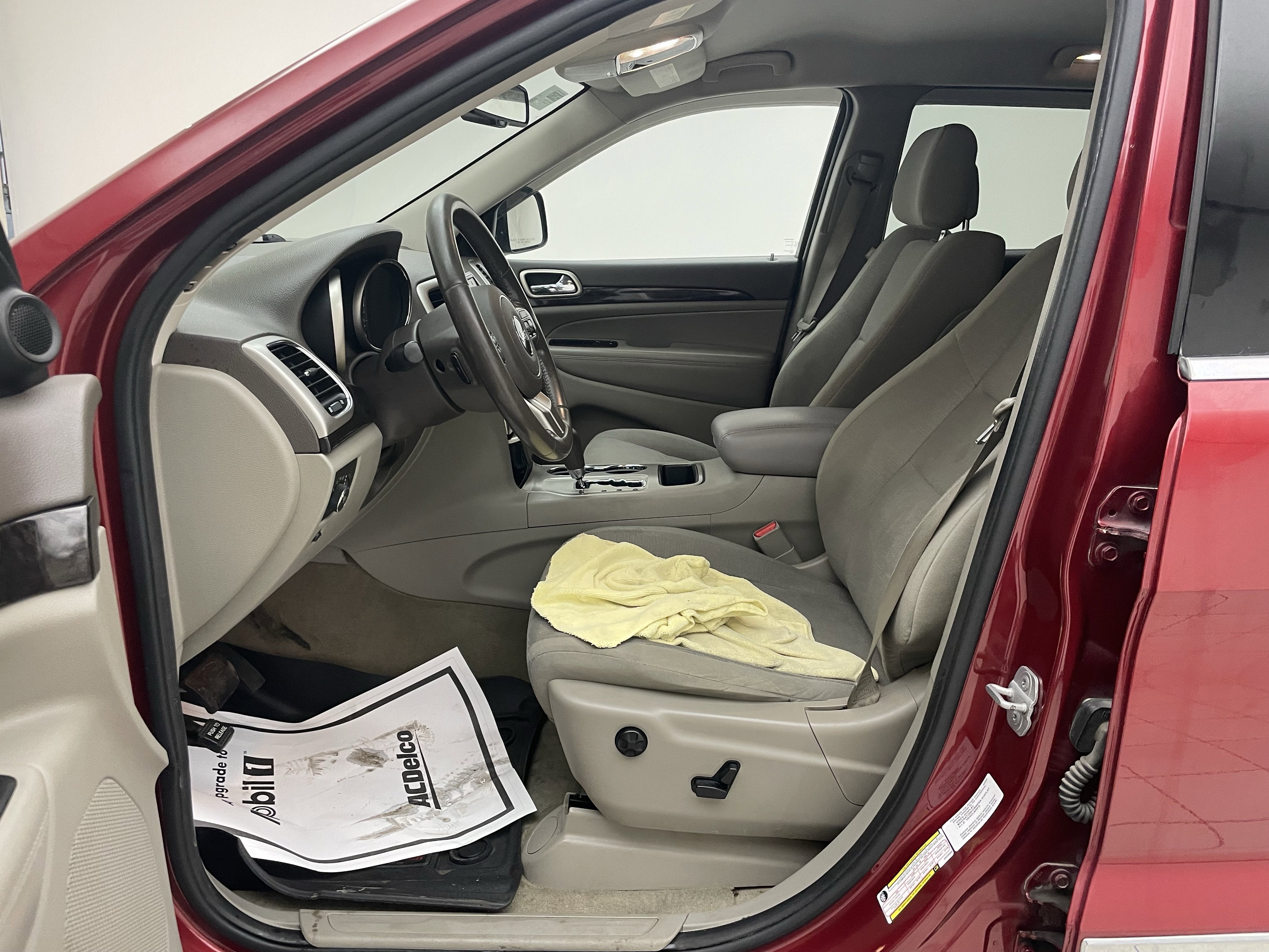 2012 Jeep Grand Cherokee Laredo