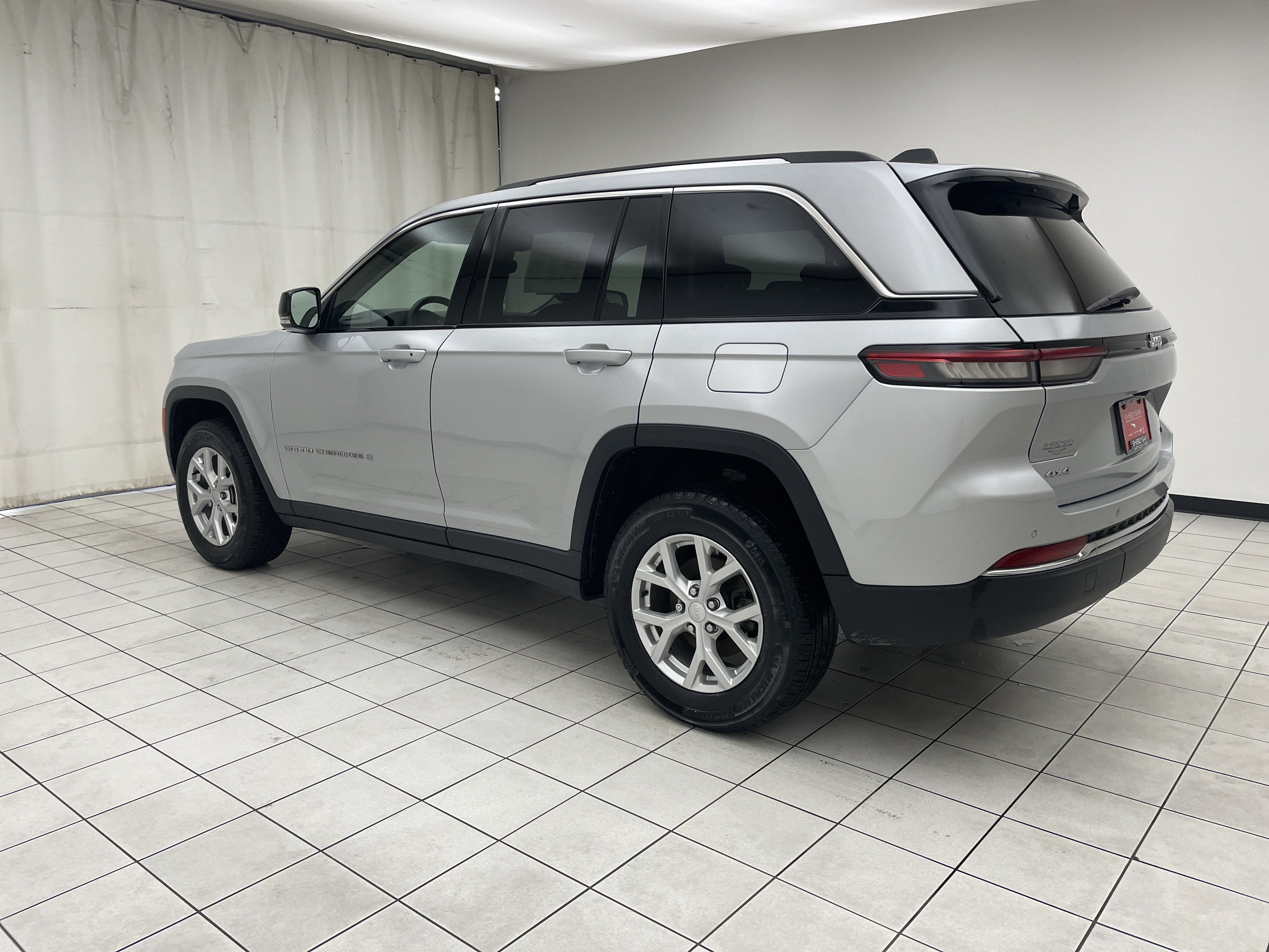 2023 Jeep Grand Cherokee Limited 4x4