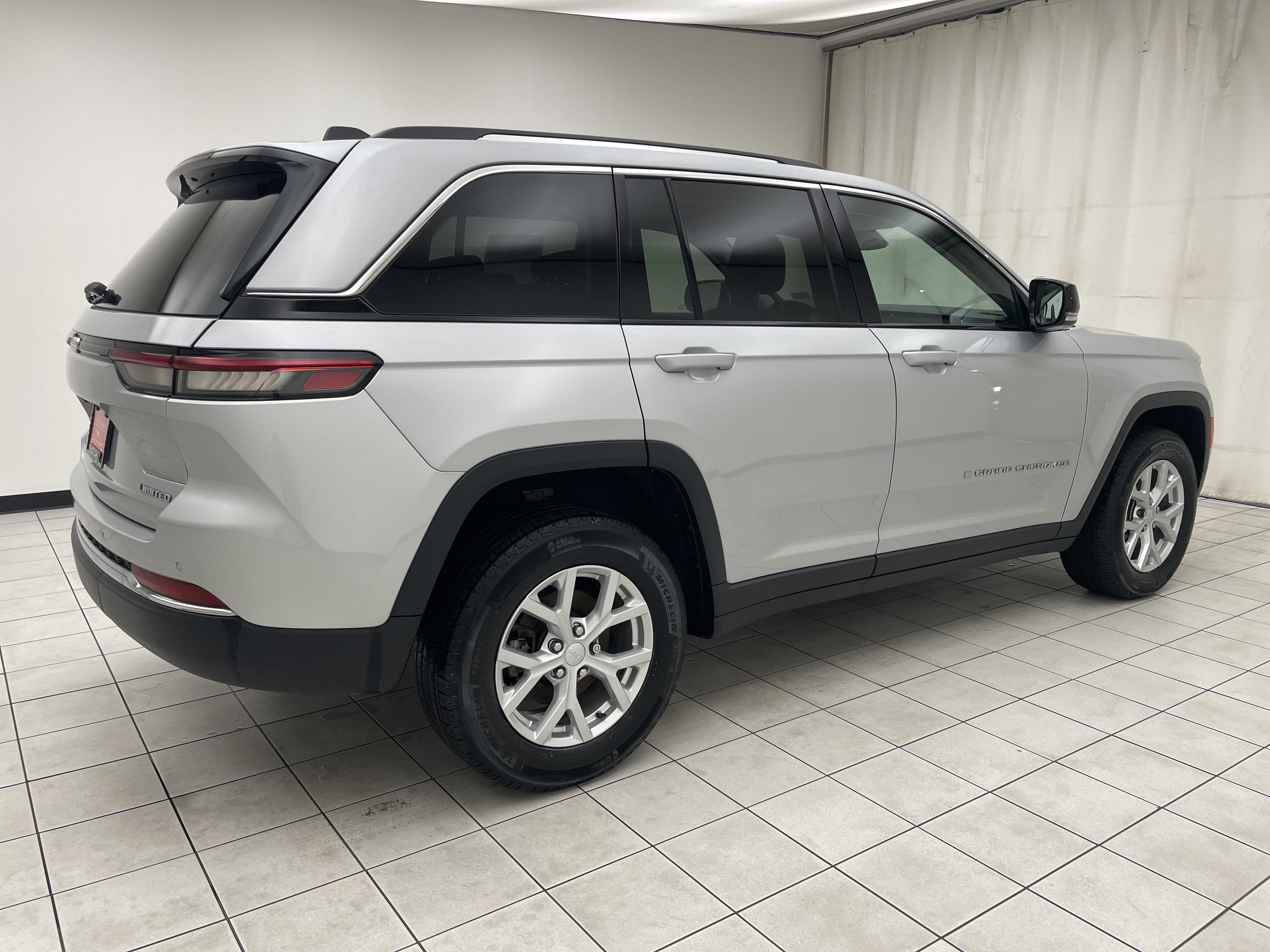 2023 Jeep Grand Cherokee Limited 4x4