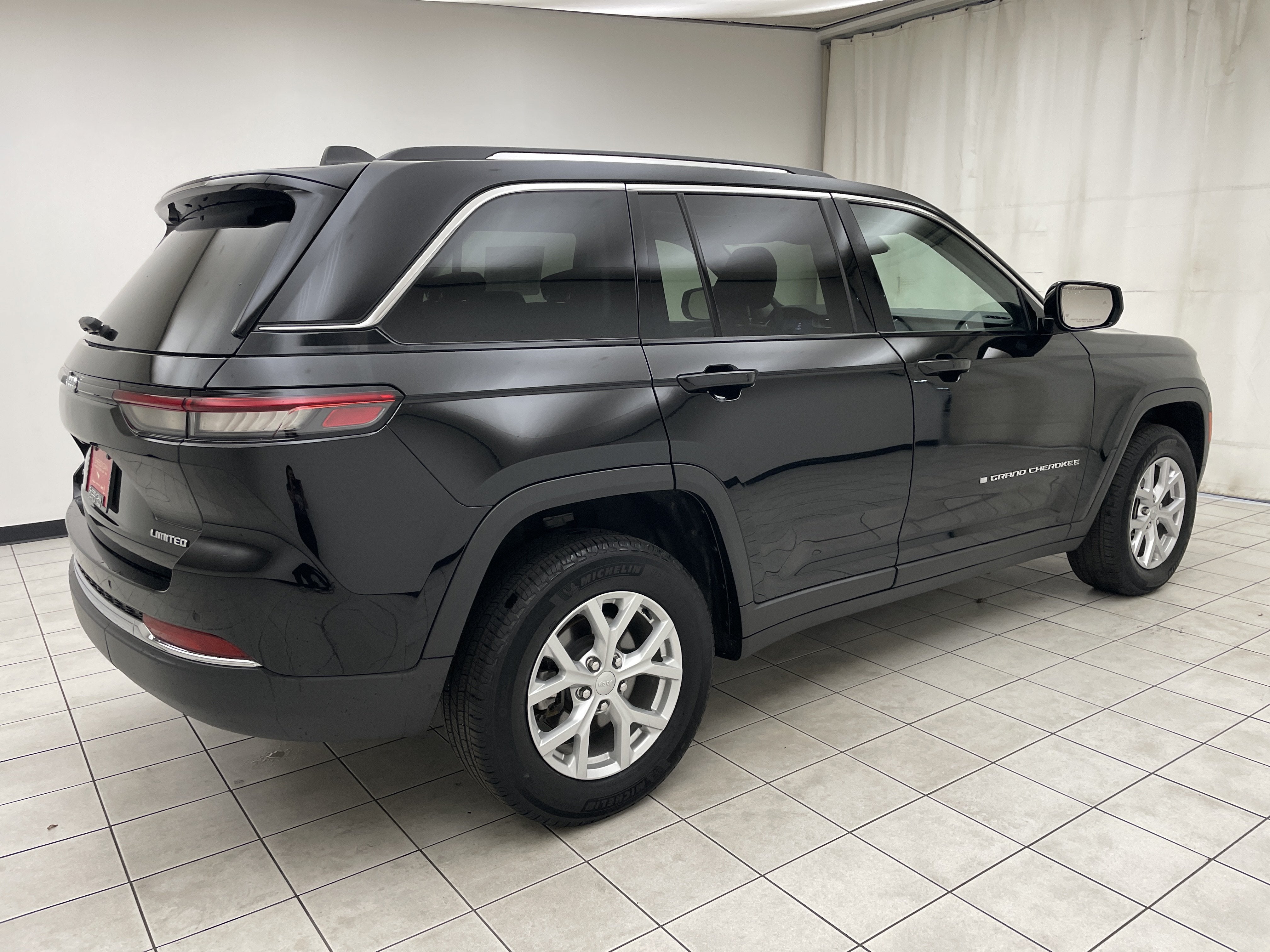 2023 Jeep Grand Cherokee Limited 4x4