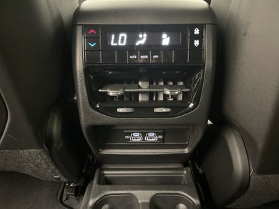 2025 Jeep Grand Cherokee L Laredo 4x4