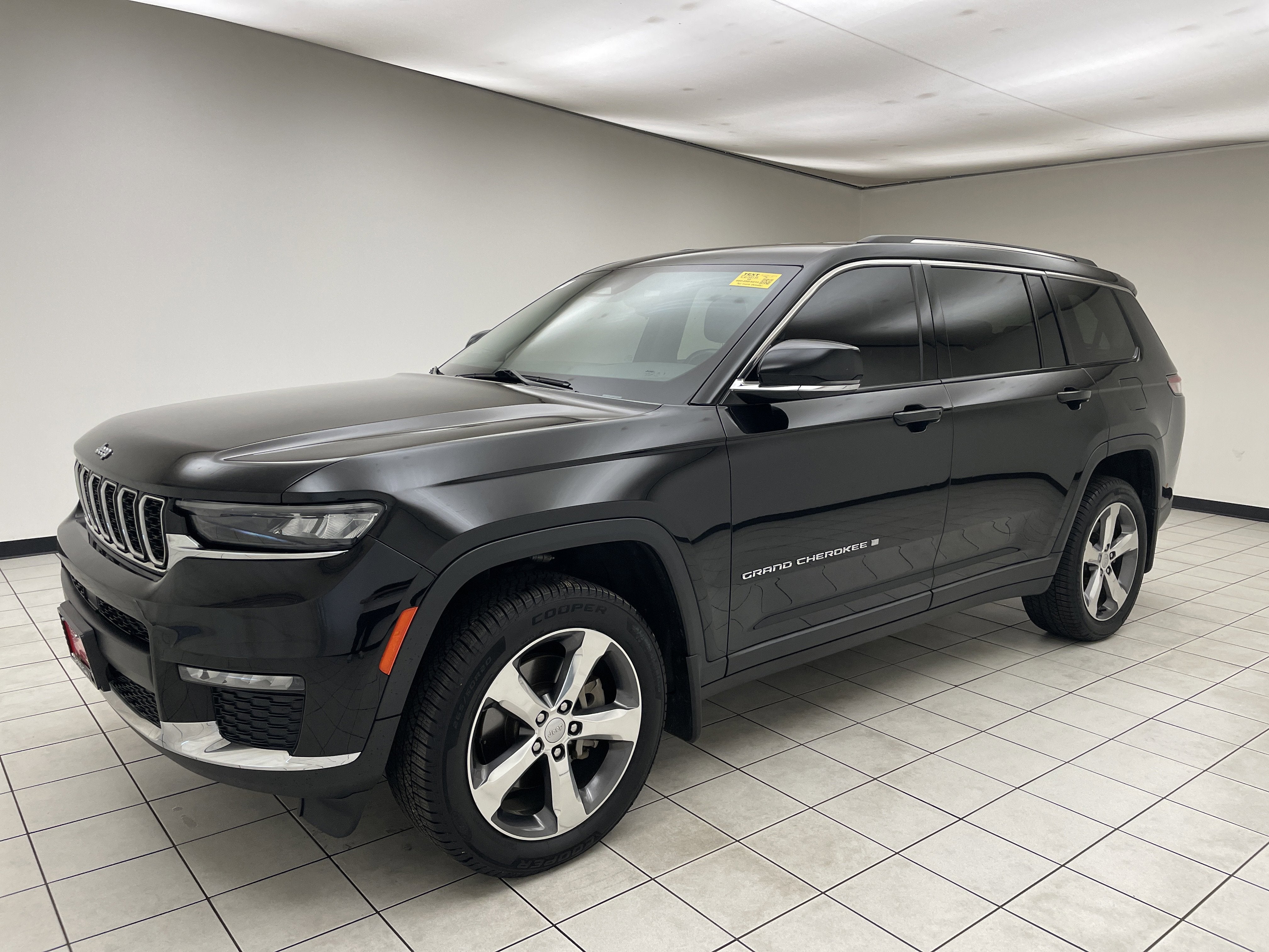 2021 Jeep Grand Cherokee L Limited's photo