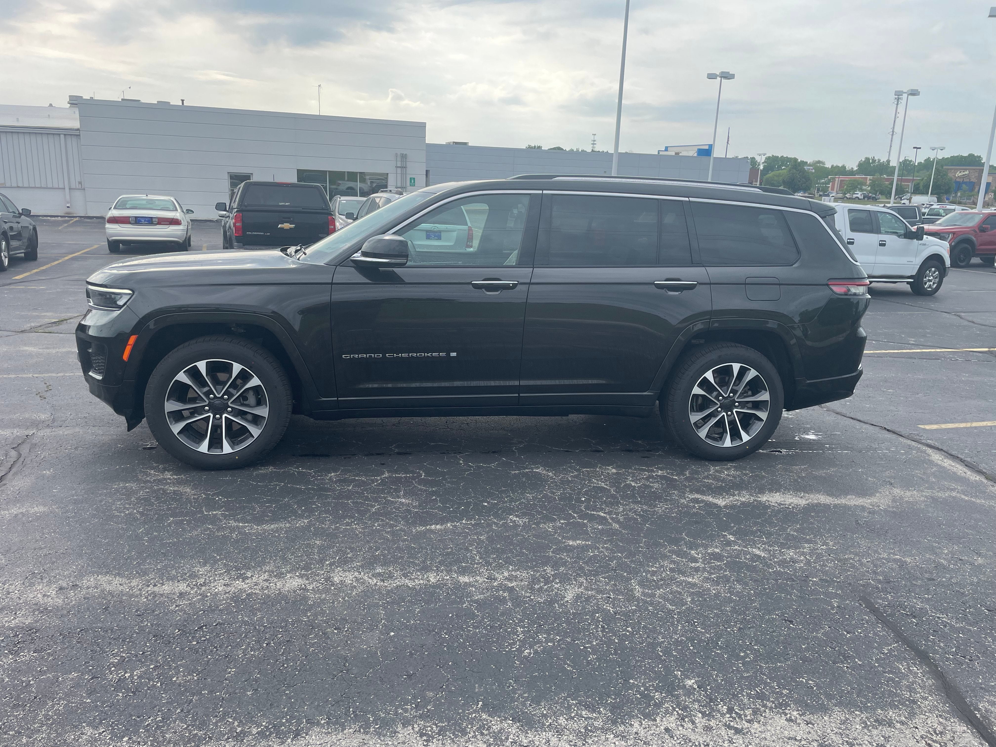 2022 Jeep Grand Cherokee L Overland 4x4