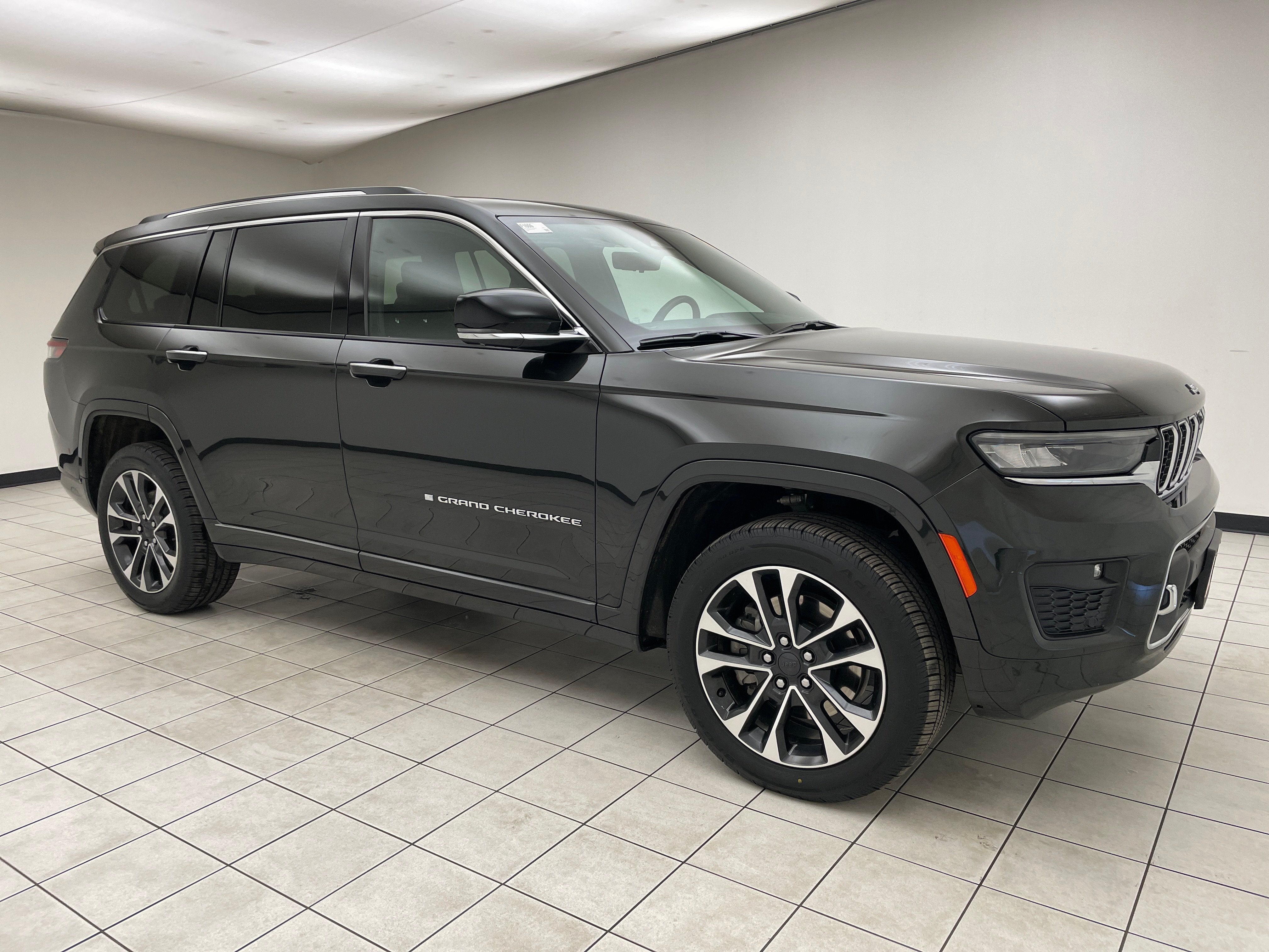 2022 Jeep Grand Cherokee L Overland 4x4