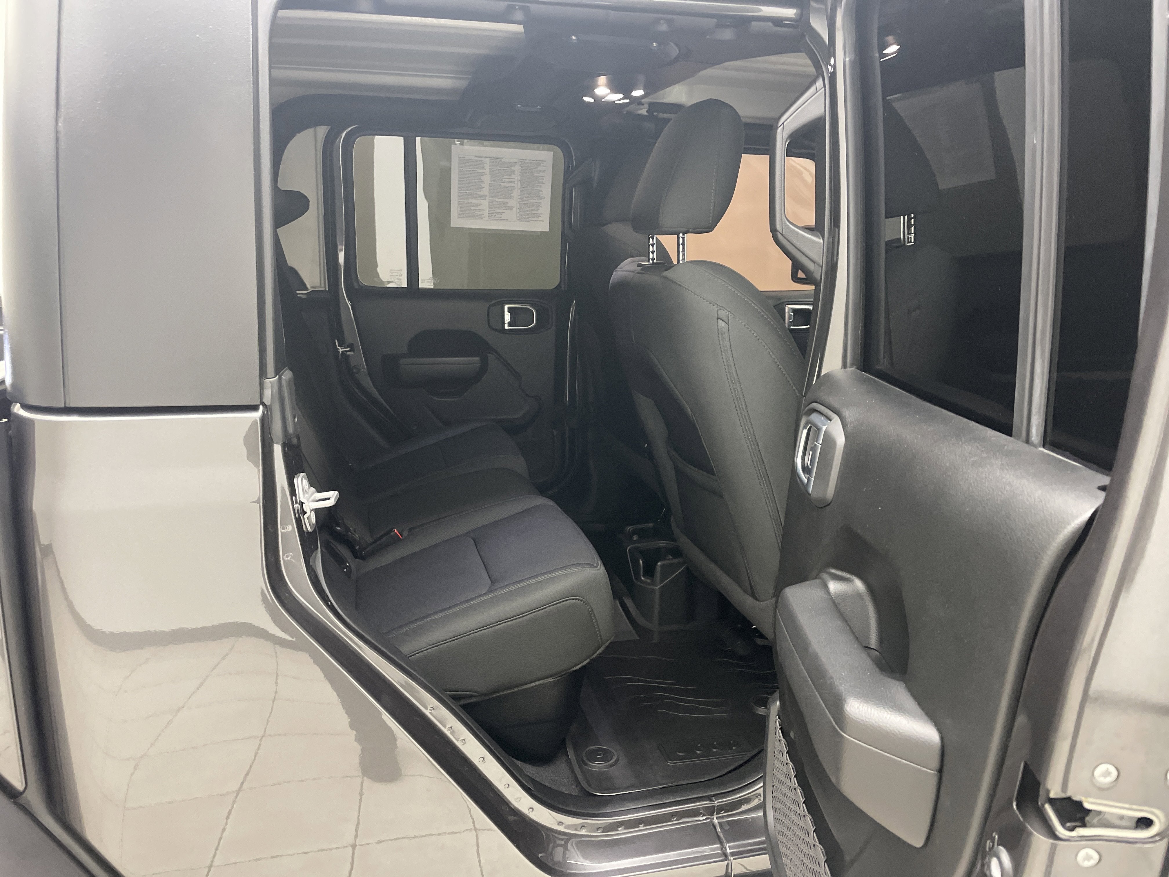 2022 Jeep Gladiator Sport S 4x4