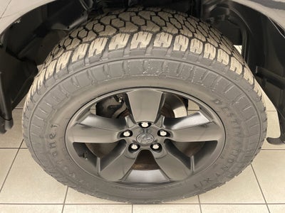 2017 RAM 1500 Express Quad Cab 4x4 6'4' Box