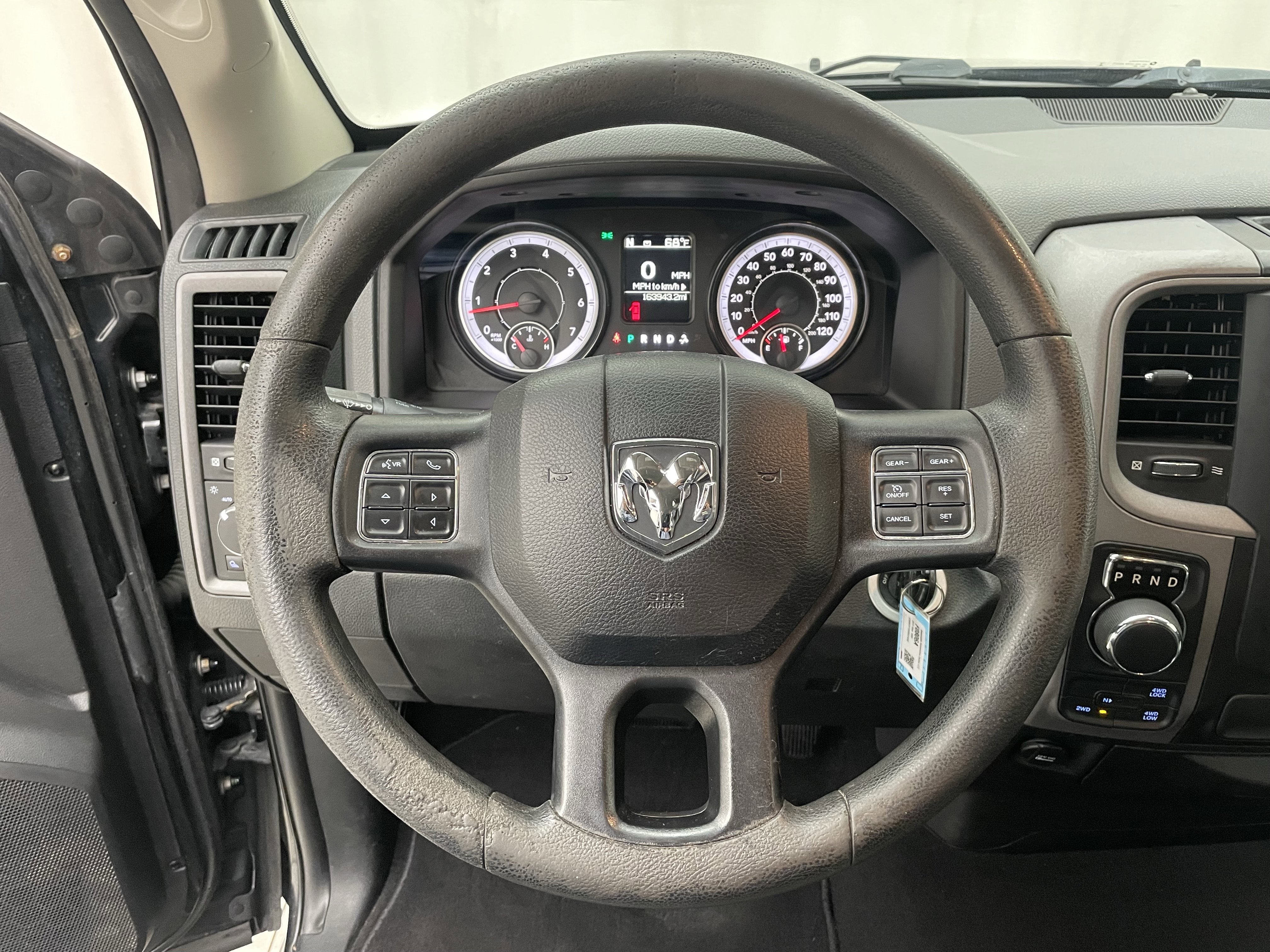 2017 RAM 1500 Express Quad Cab 4x4 6'4' Box