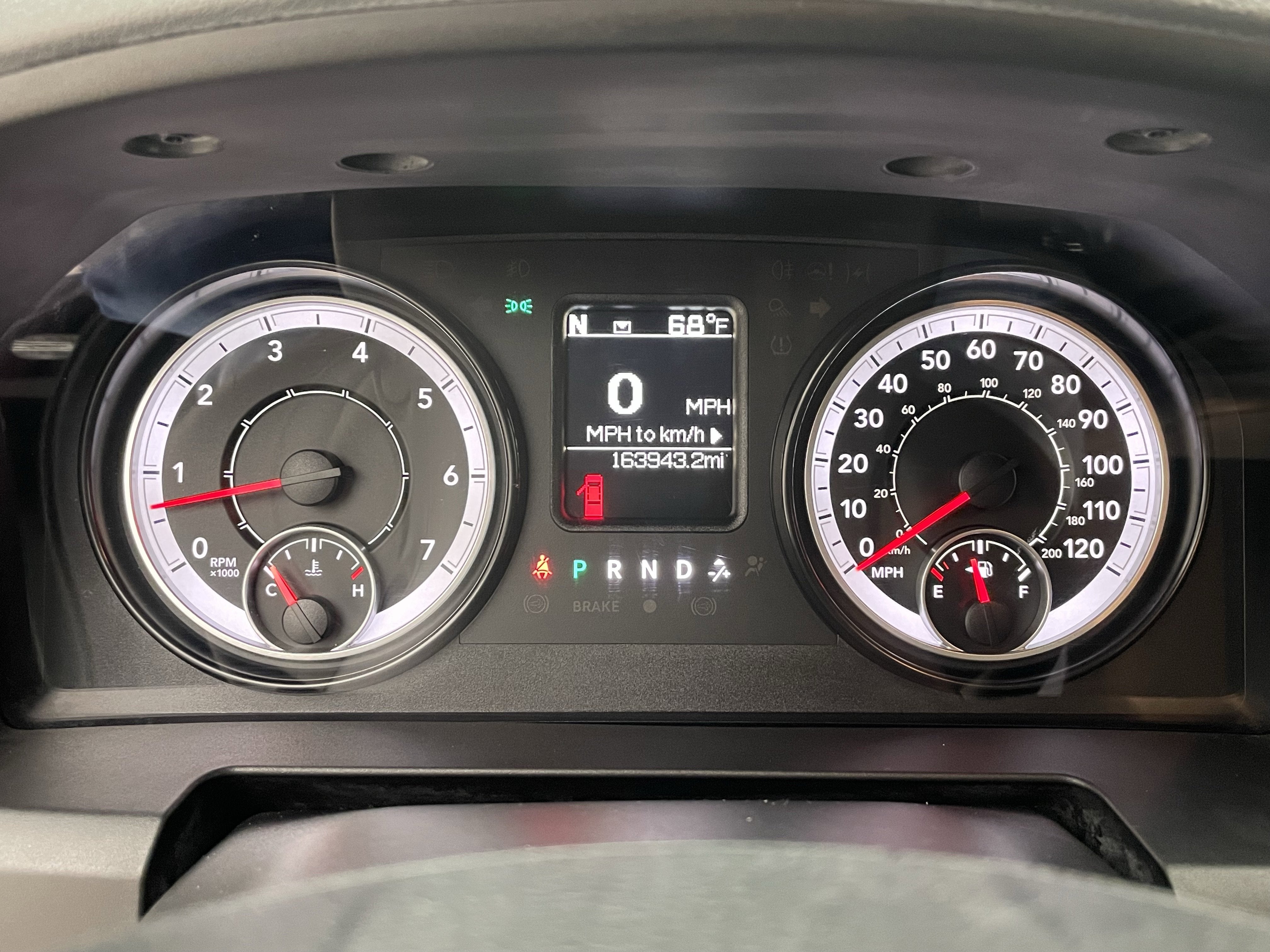 2017 RAM 1500 Express Quad Cab 4x4 6'4' Box