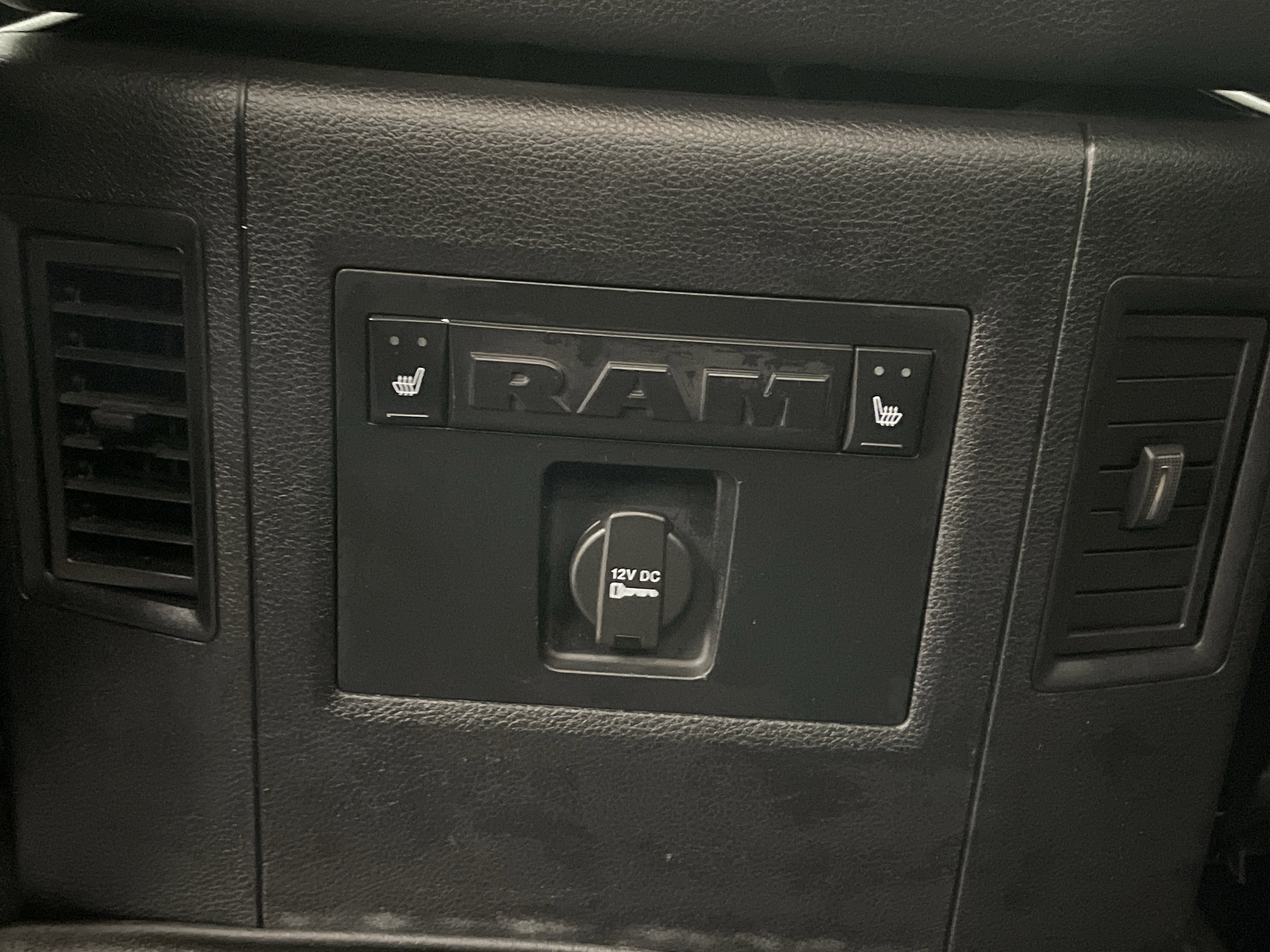 2016 RAM 1500 Laramie