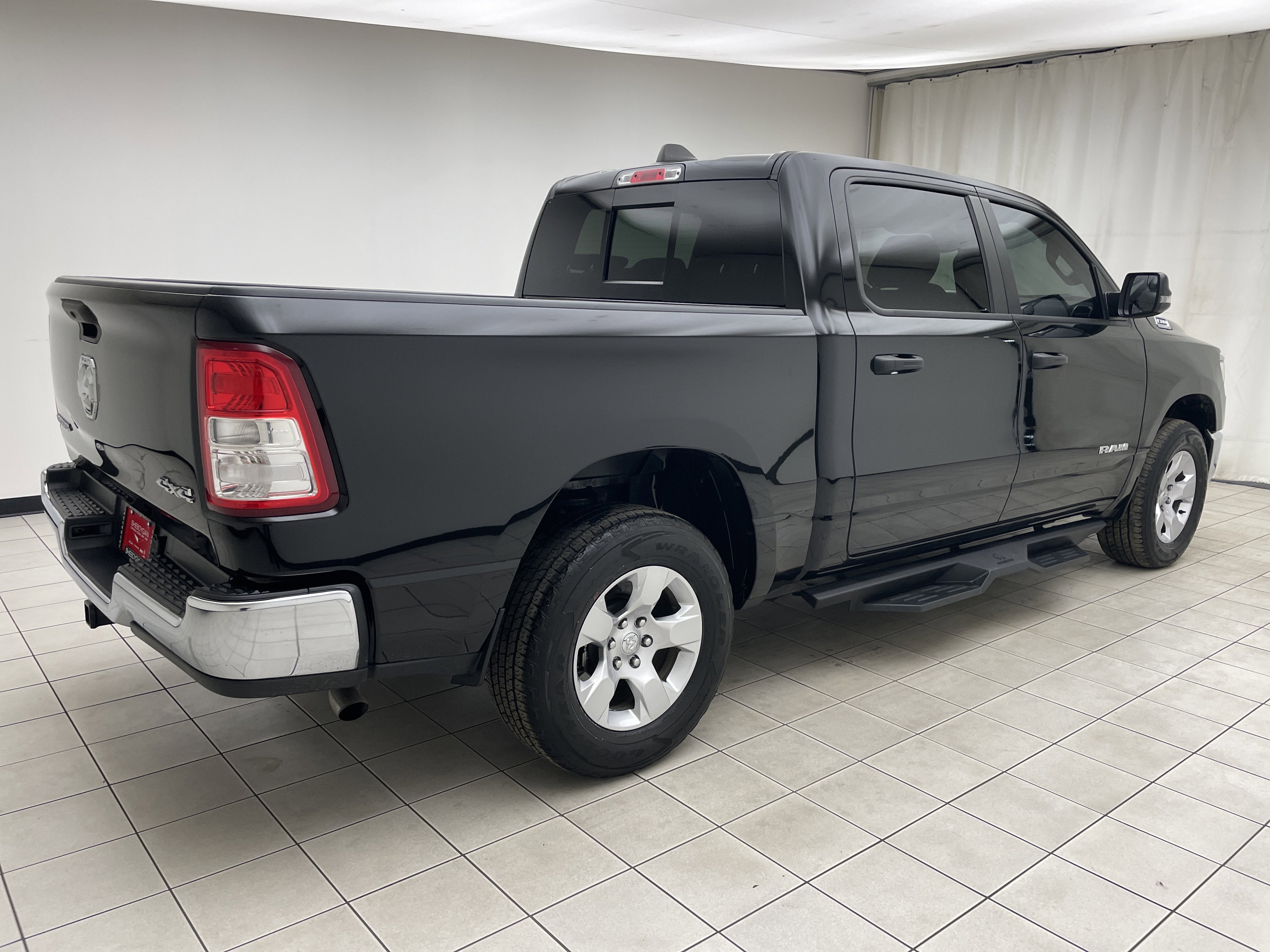 2024 RAM 1500 Big Horn Crew Cab 4x4 5'7' Box