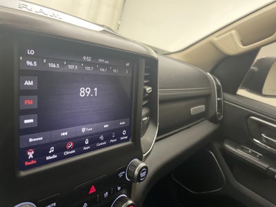 2019 RAM 1500 Laramie Crew Cab 4x4 5'7' Box