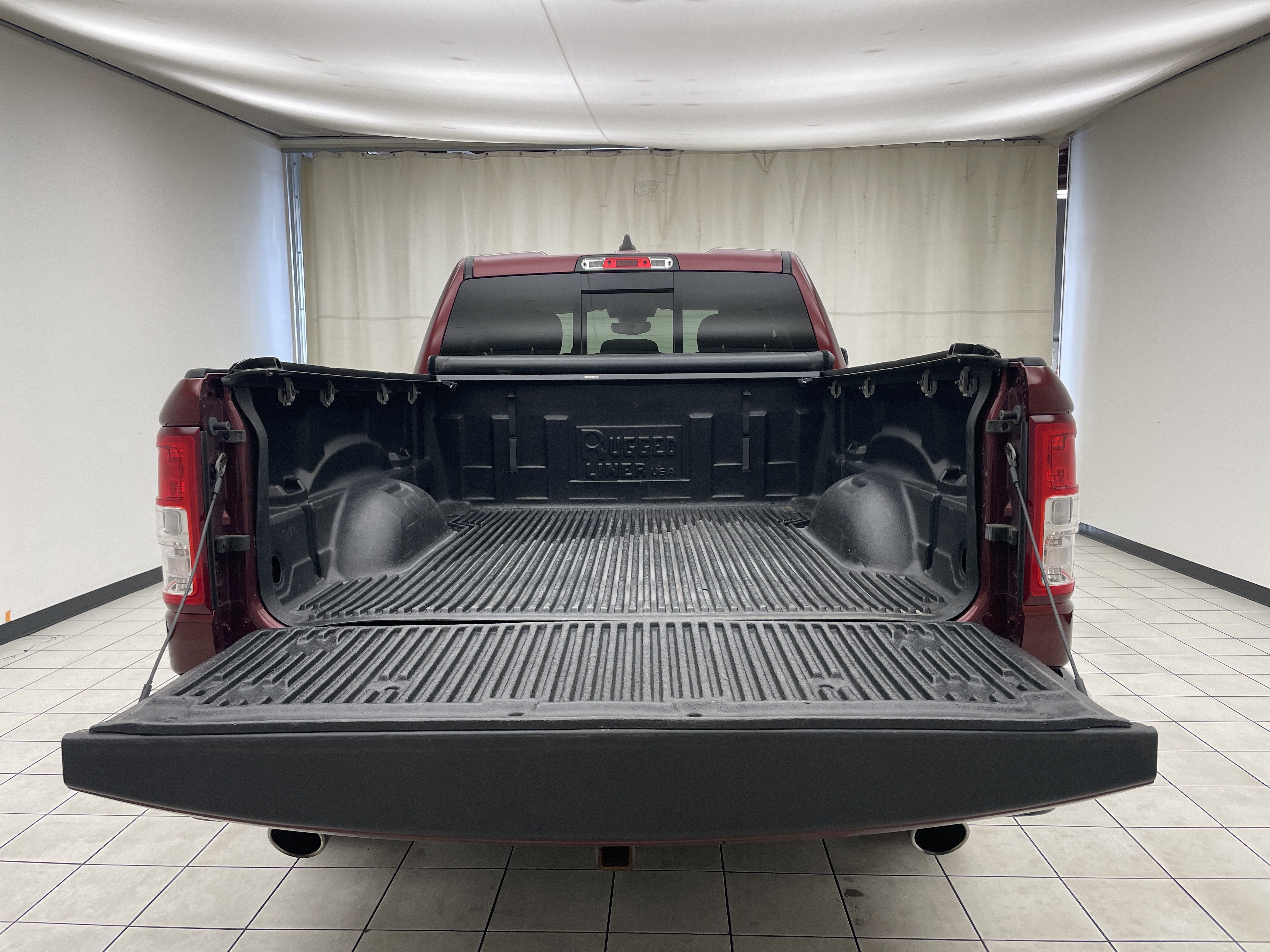 2020 RAM 1500 Big Horn Quad Cab 4x4 6'4' Box