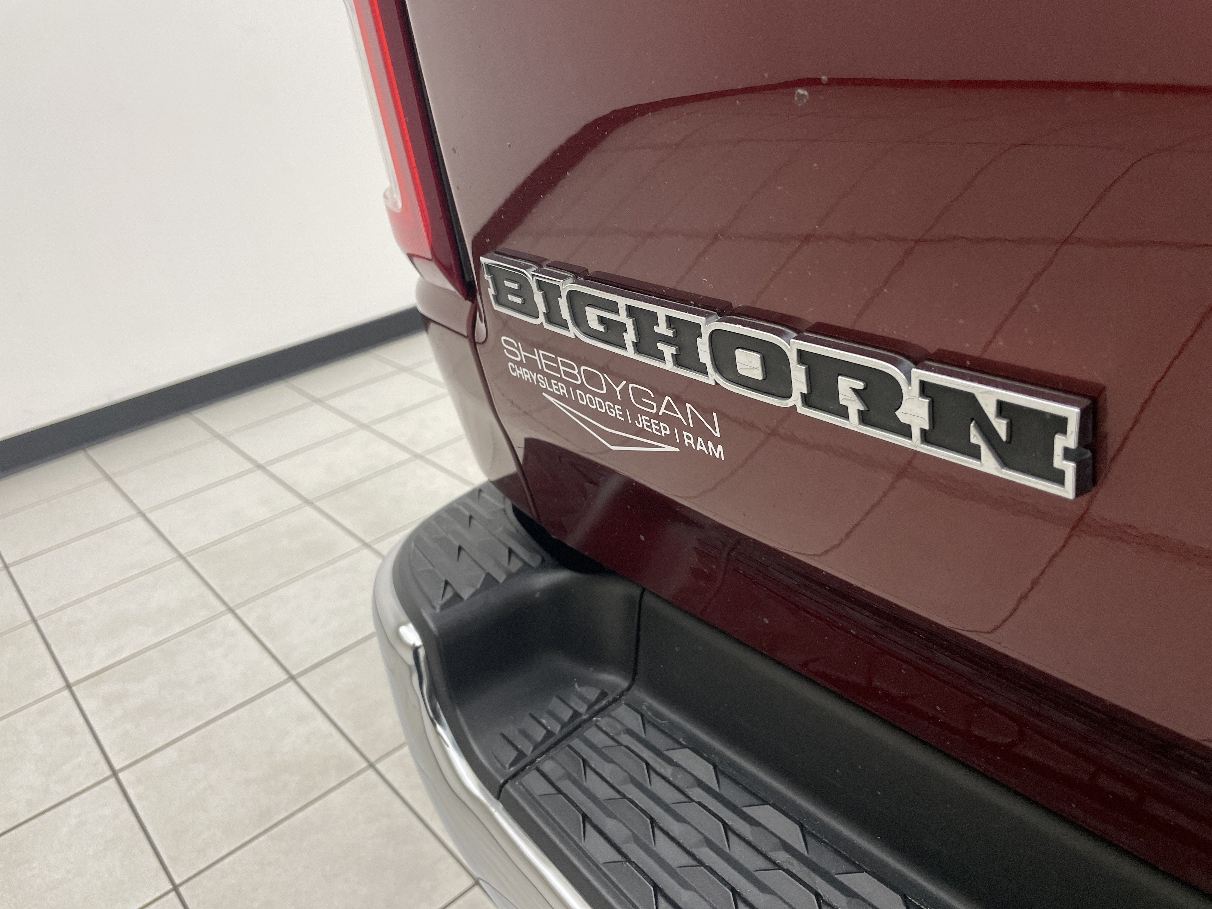 2020 RAM 1500 Big Horn Quad Cab 4x4 6'4' Box