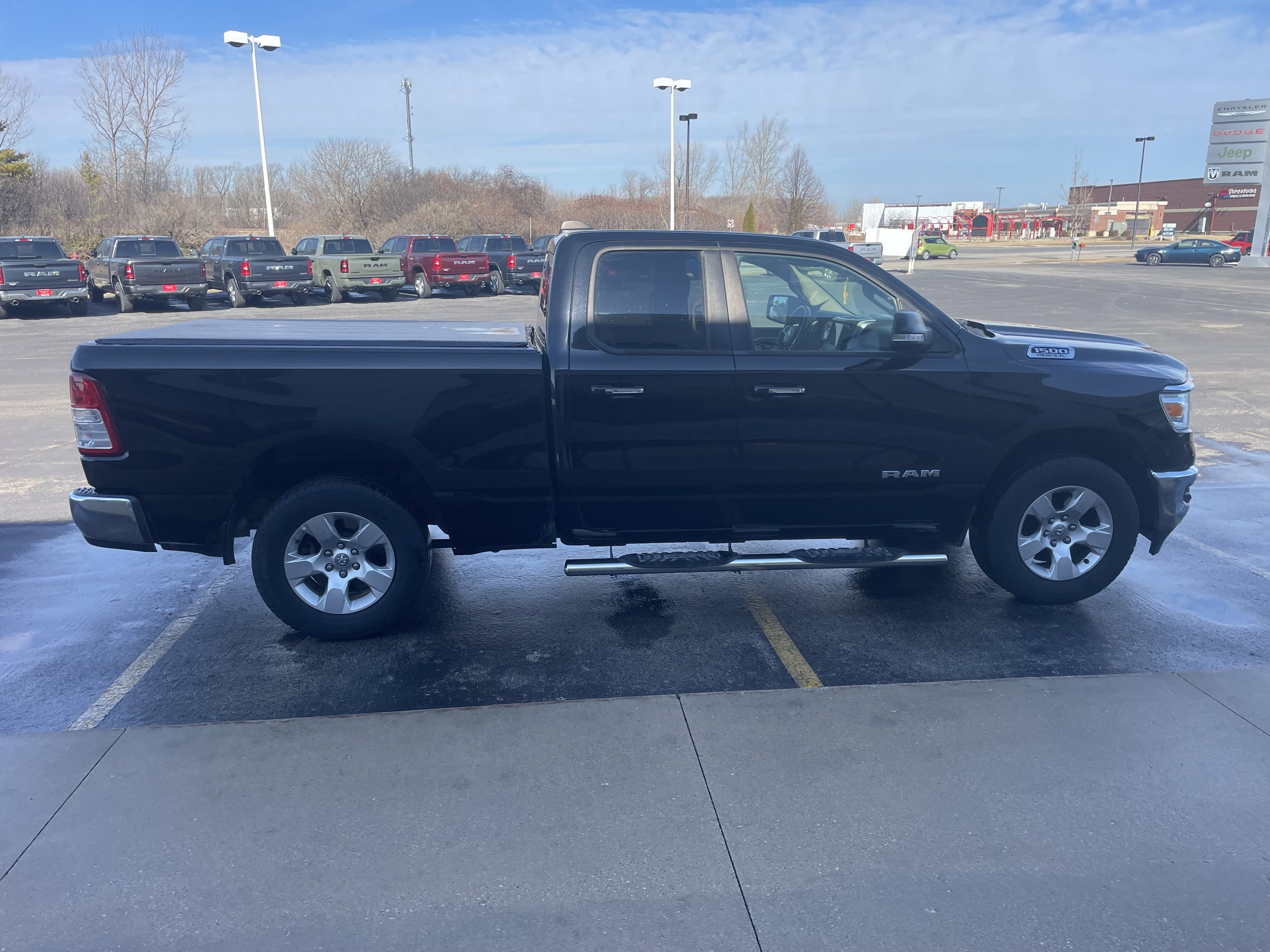 2020 RAM 1500 Big Horn Quad Cab 4x4 6'4' Box