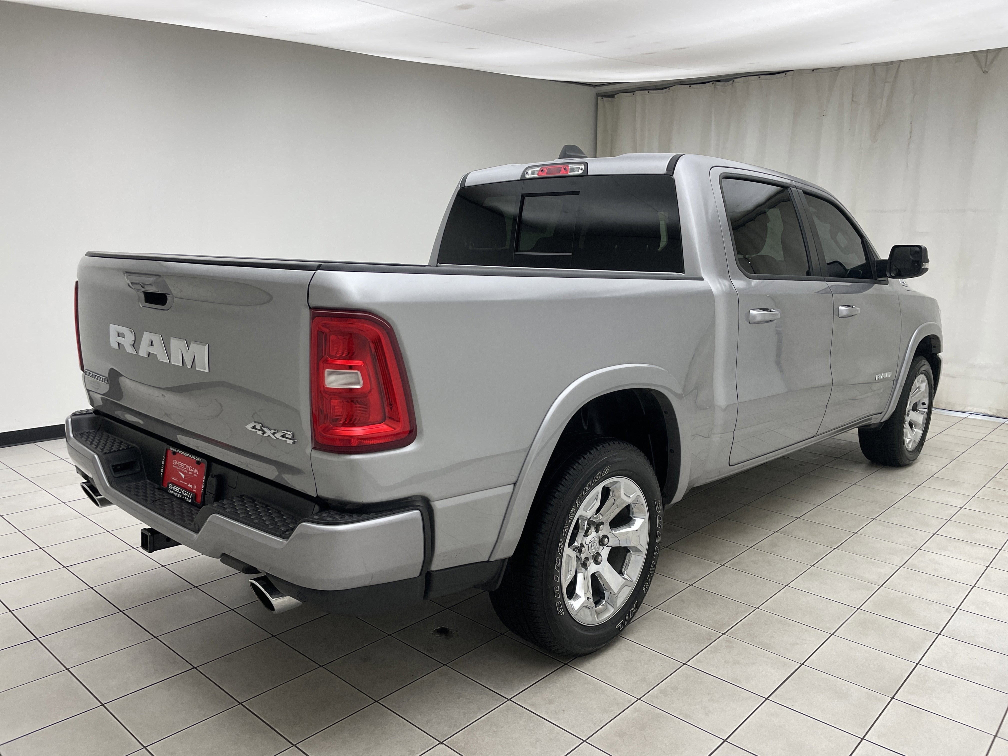 2025 RAM 1500 Big Horn Crew Cab 4x4 5'7' Box