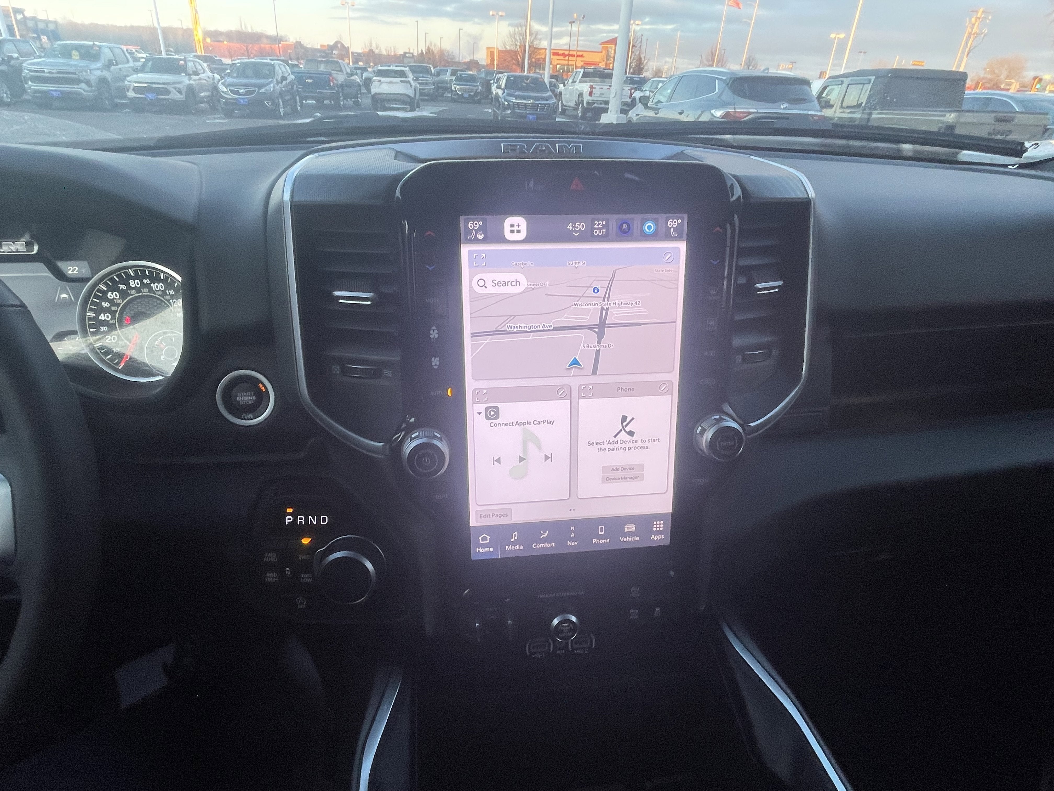 2025 RAM 1500 Big Horn Crew Cab 4x4 5'7' Box