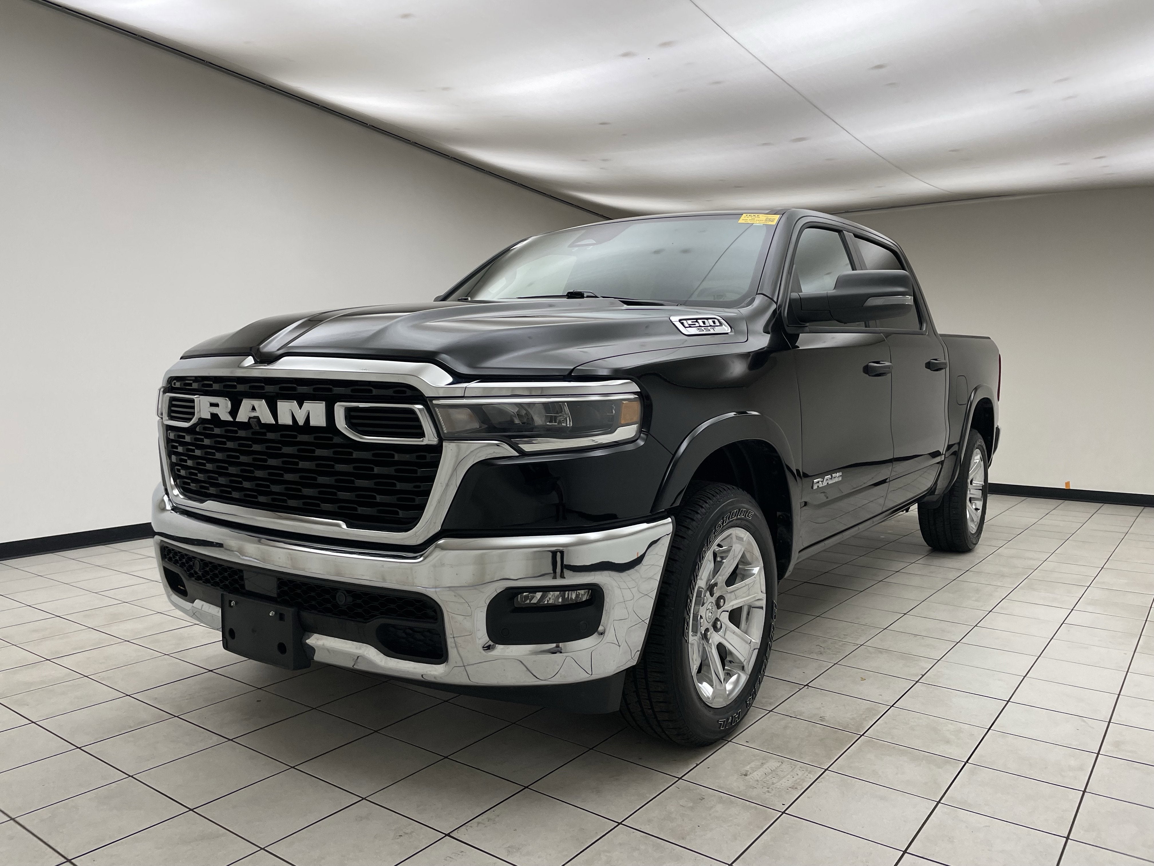 2025 RAM 1500 Big Horn/Lone Star 4x4 Crew Cab 5'7's photo