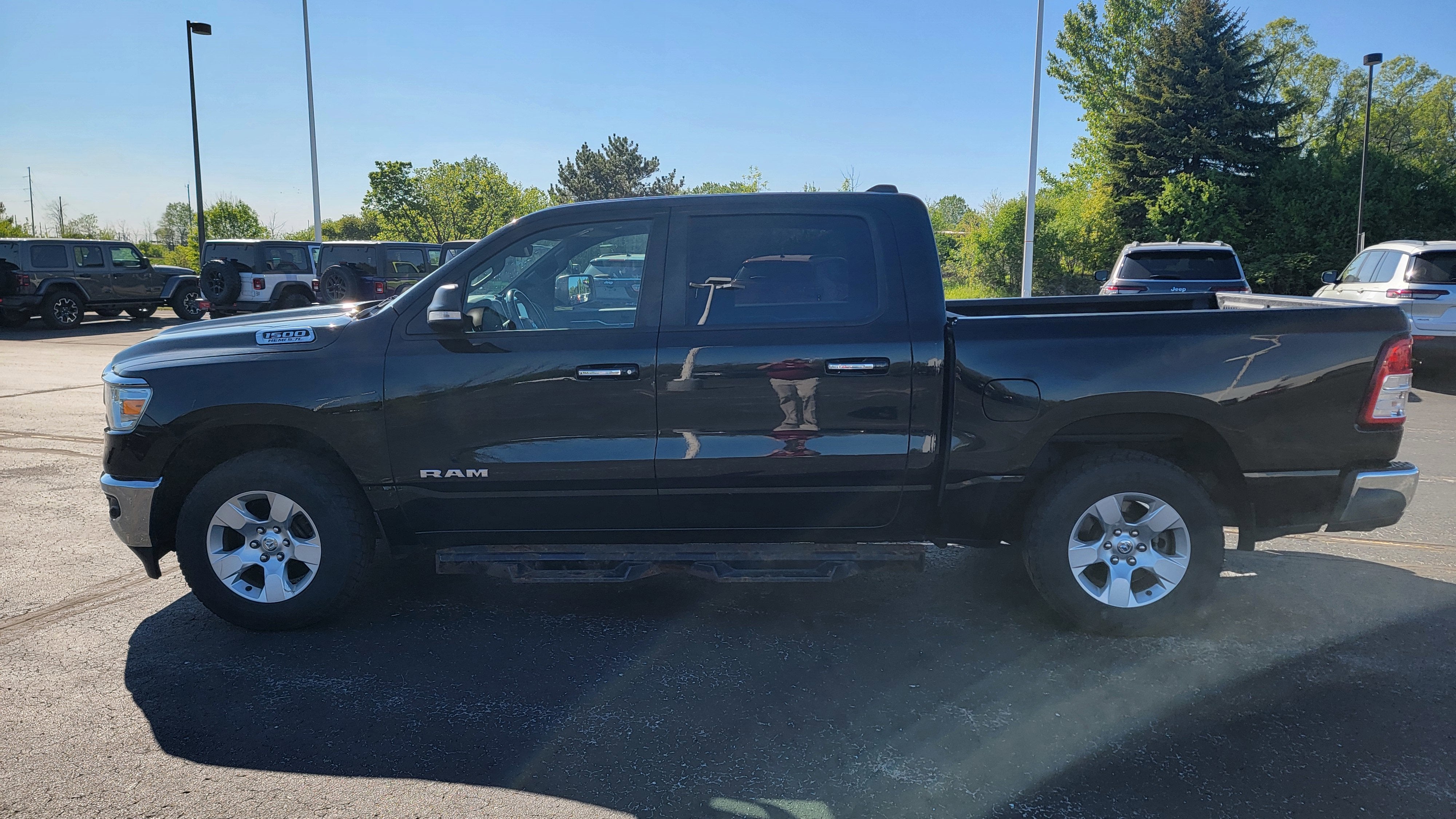 2019 RAM 1500 Big Horn/Lone Star Crew Cab 4x4 5'7' Box