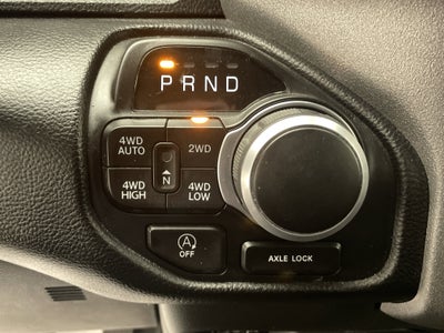 2023 RAM 1500 Big Horn Crew Cab 4x4 5'7' Box