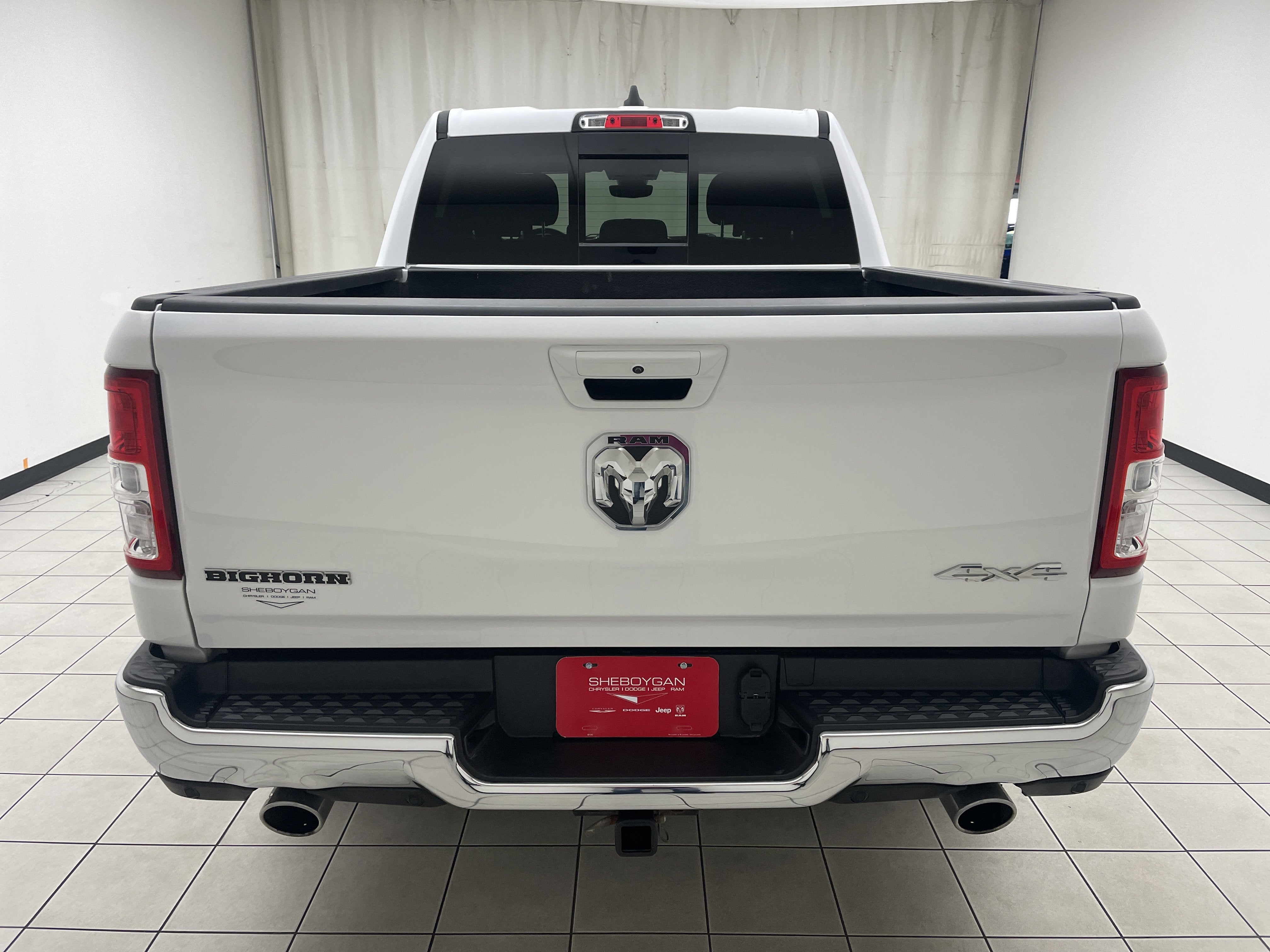 2022 RAM 1500 Big Horn Crew Cab 4x4 5'7' Box