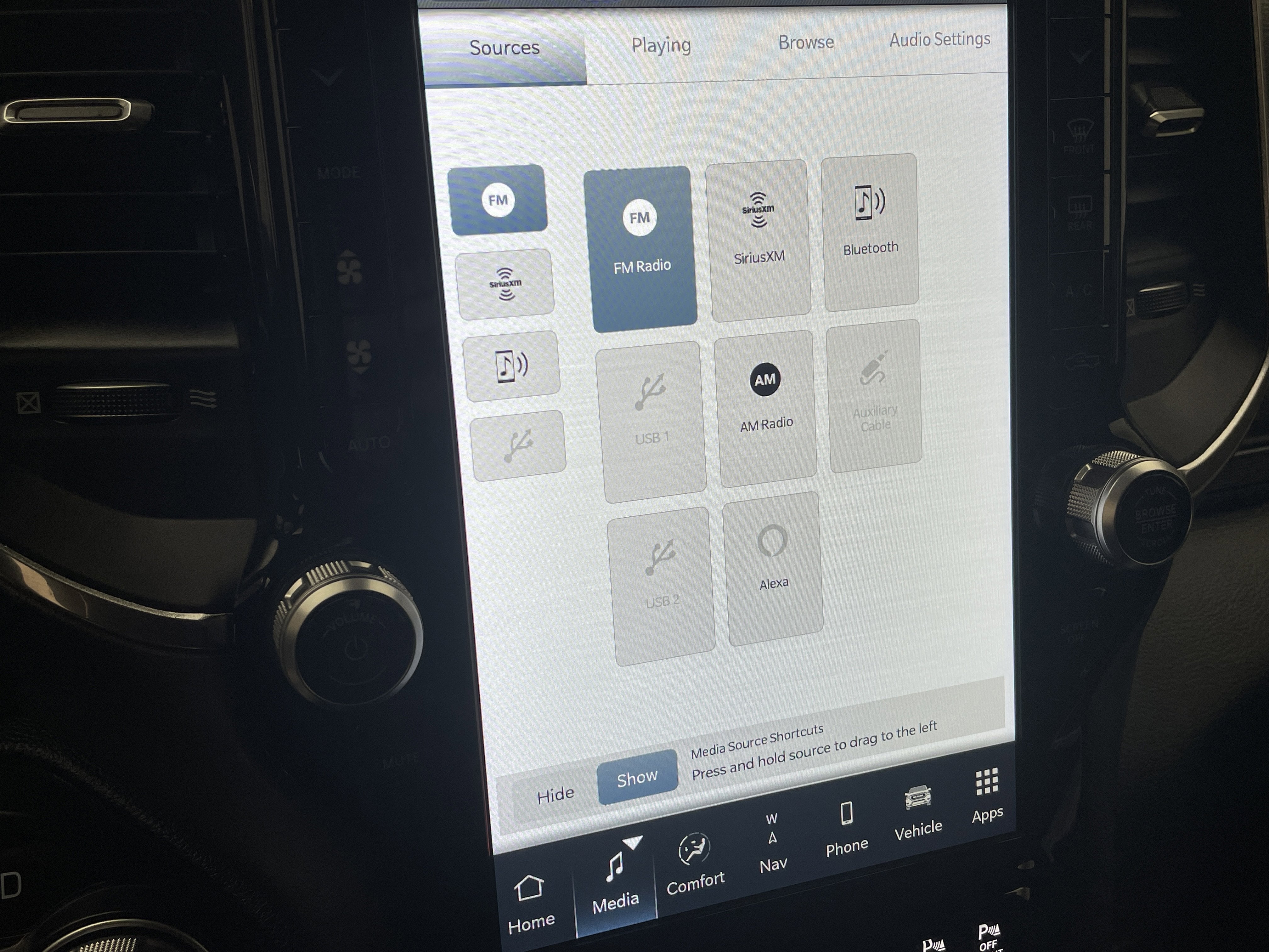 2022 RAM 1500 Laramie Crew Cab 4x4 5'7' Box