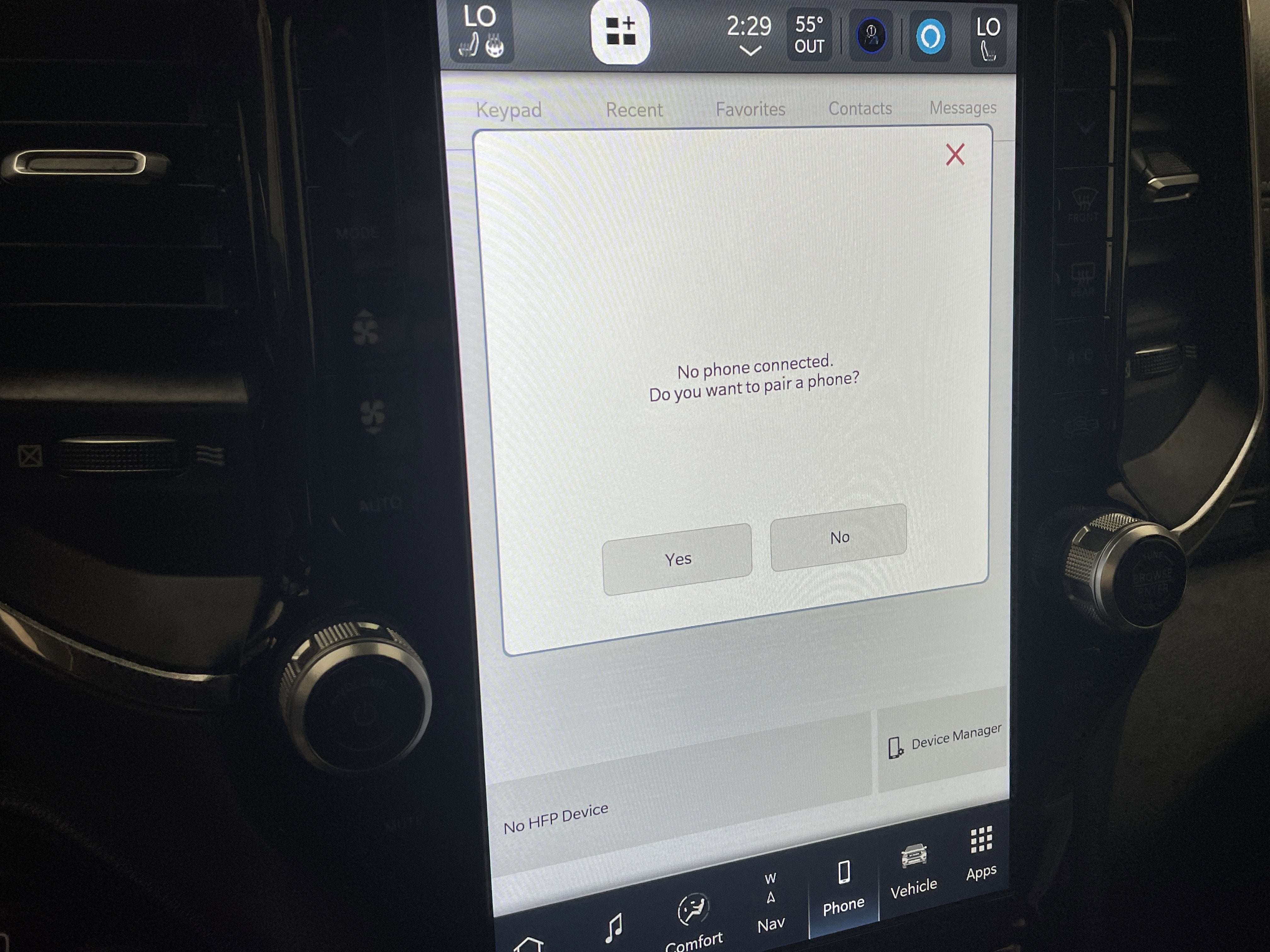 2022 RAM 1500 Laramie Crew Cab 4x4 5'7' Box