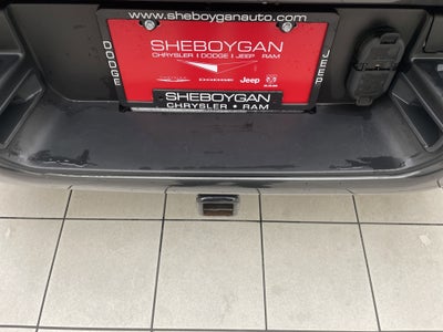 2022 RAM 1500 Laramie Crew Cab 4x4 5'7' Box