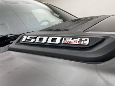 2022 RAM 1500 Laramie Crew Cab 4x4 5'7' Box