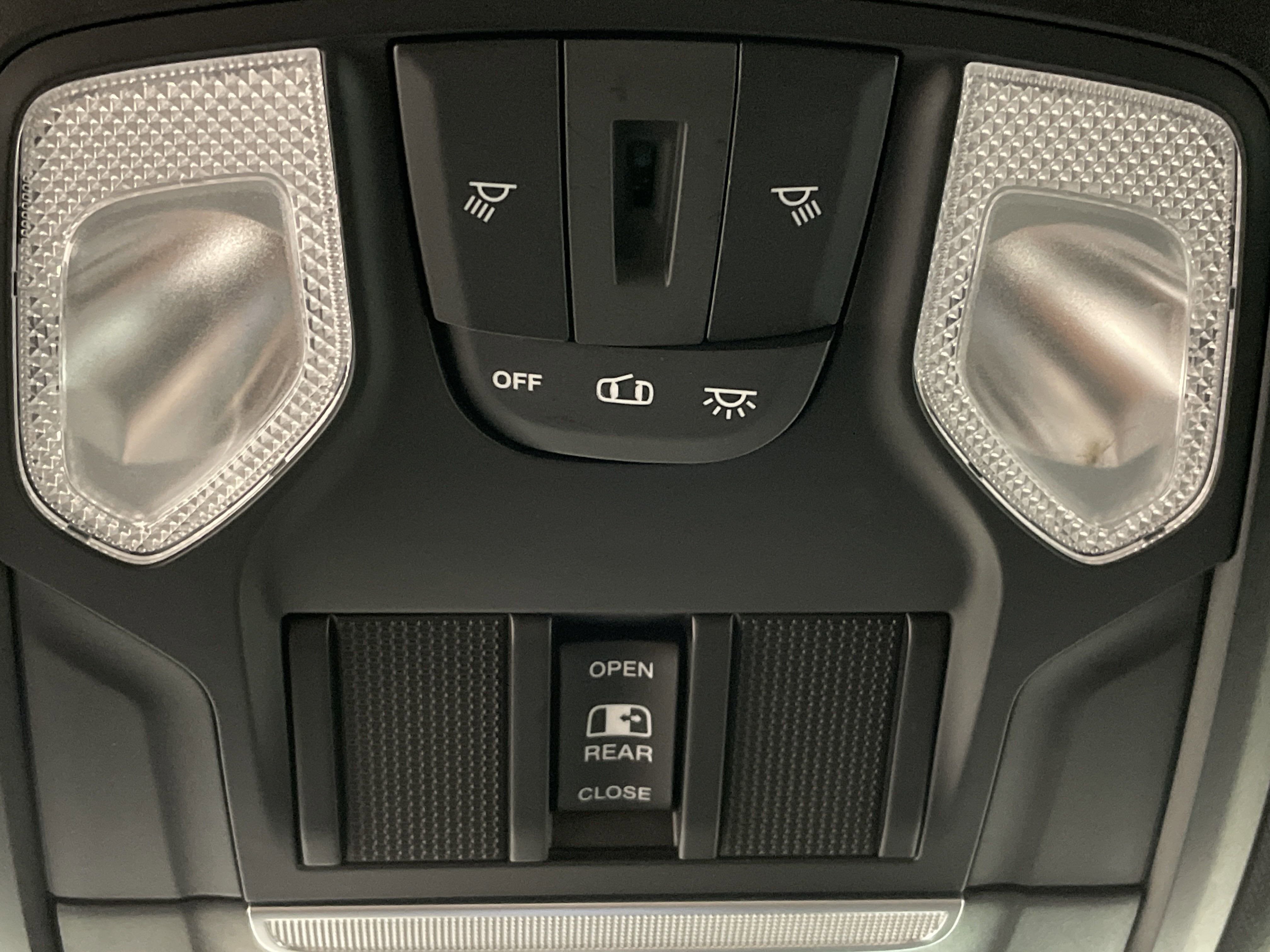 2021 RAM 1500 Rebel Crew Cab 4x4 5'7' Box