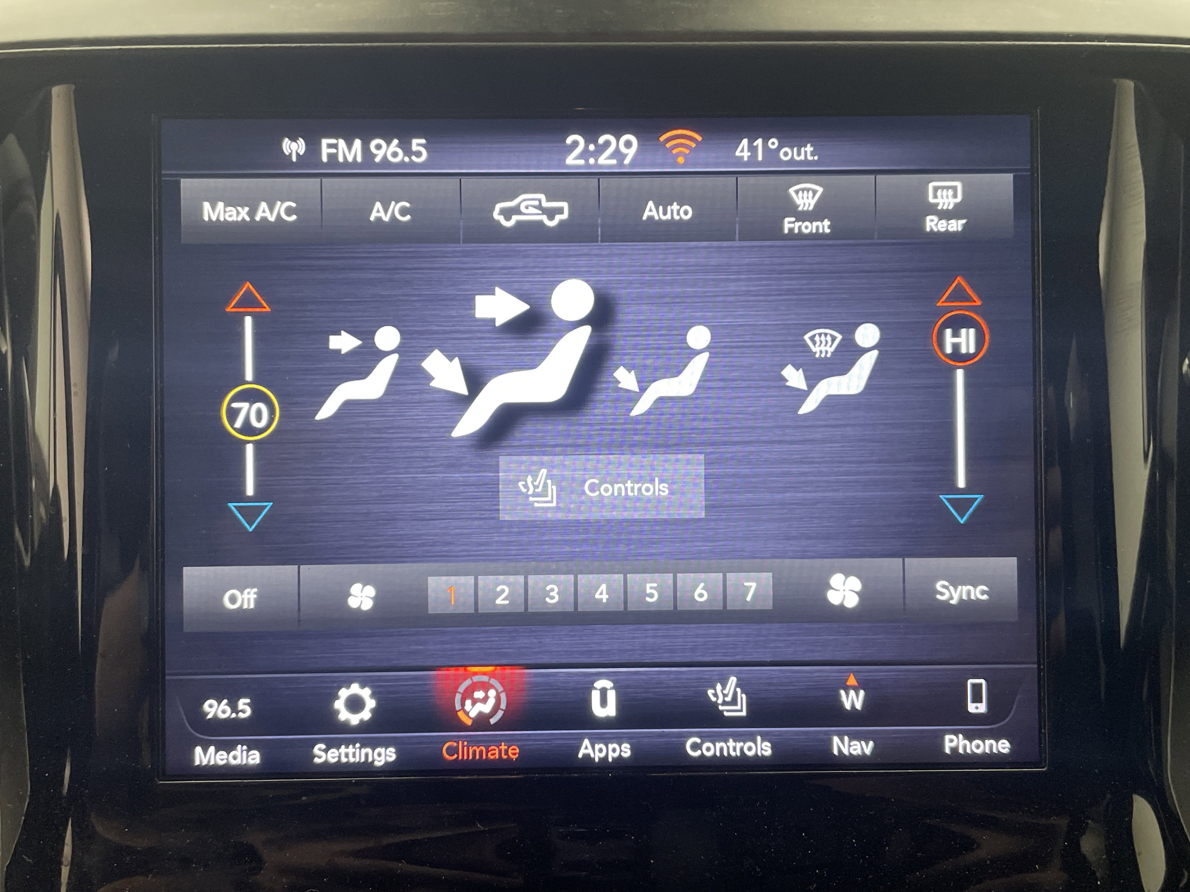 2019 RAM 1500 Big Horn/Lone Star Crew Cab 4x4 6'4' Box