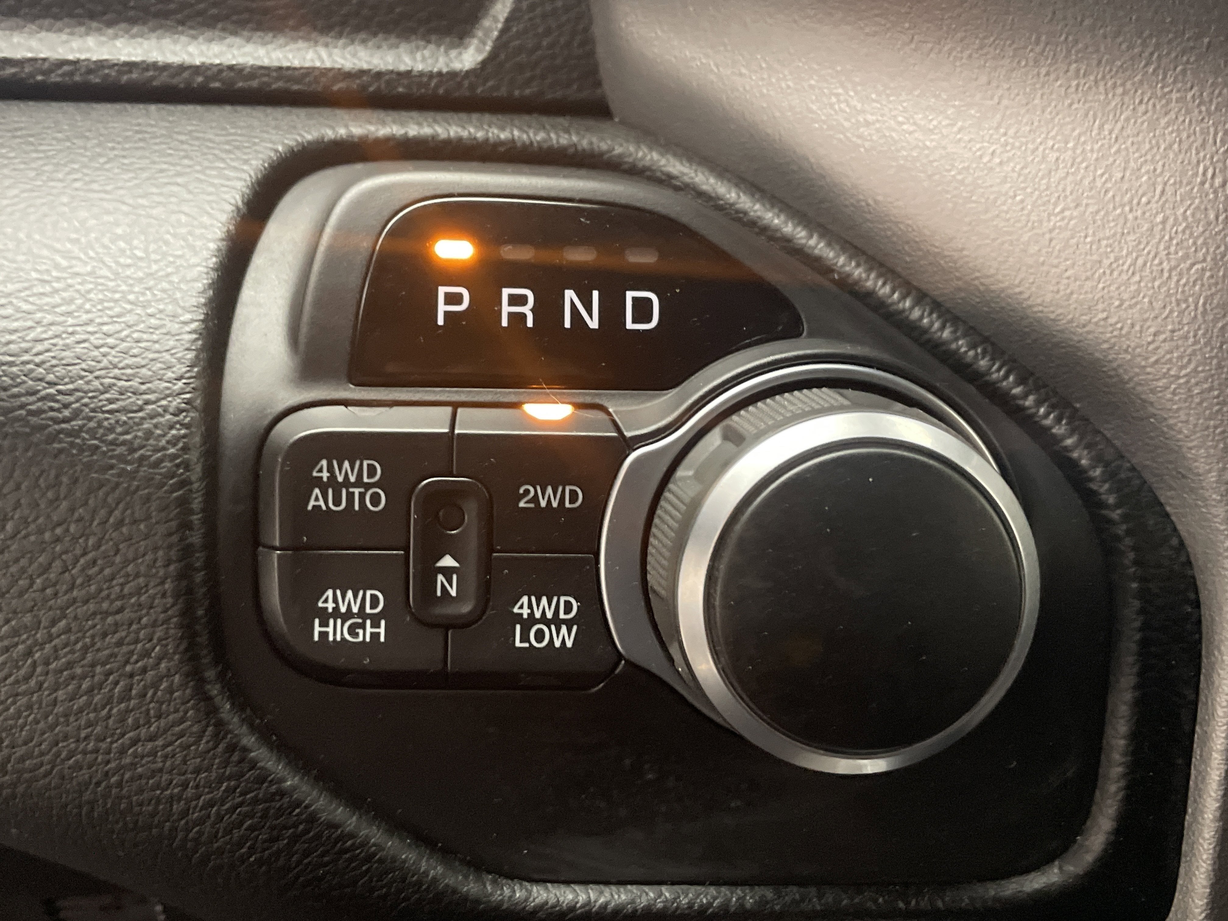 2019 RAM 1500 Big Horn/Lone Star Crew Cab 4x4 6'4' Box