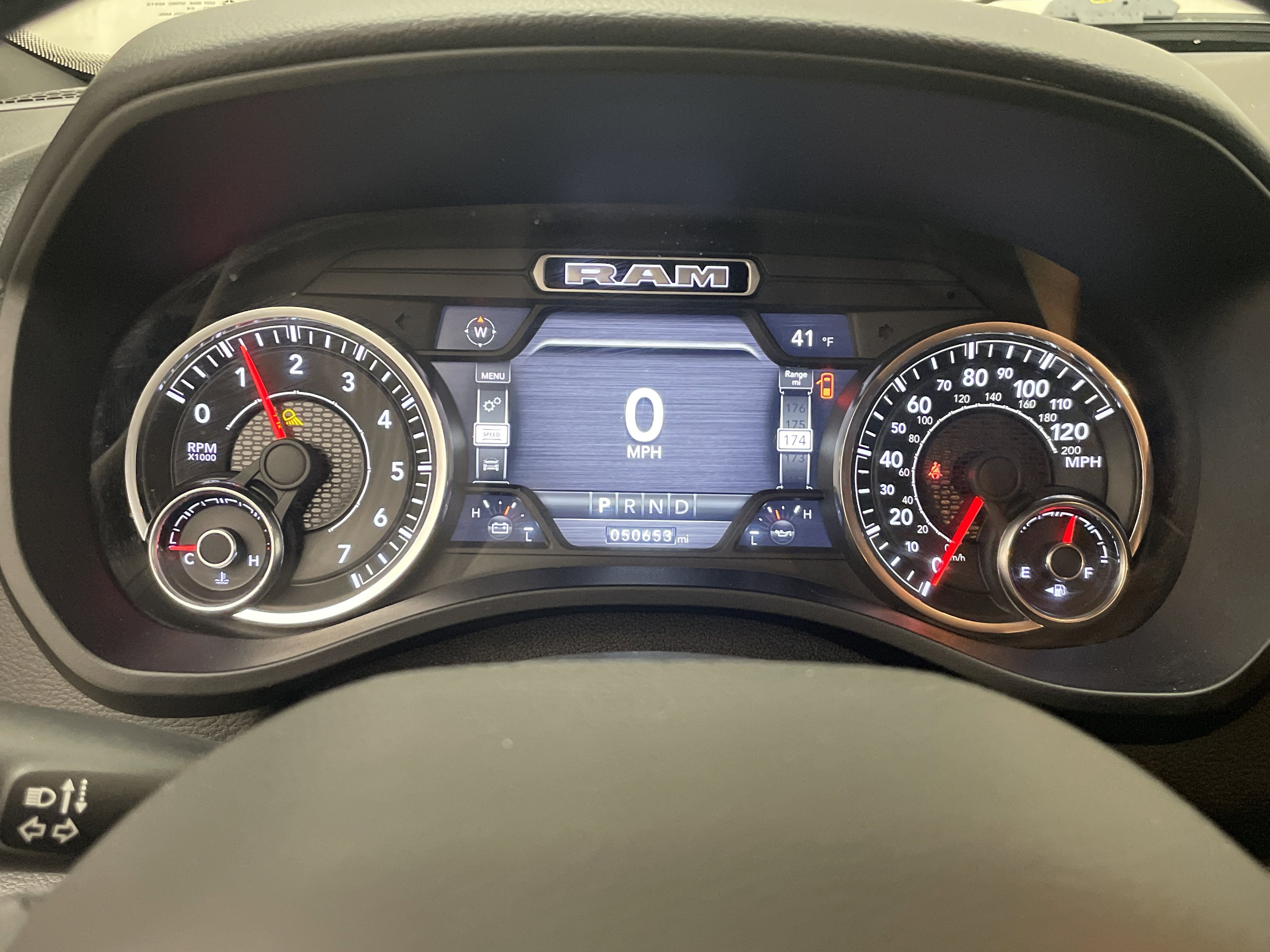 2019 RAM 1500 Big Horn/Lone Star Crew Cab 4x4 6'4' Box