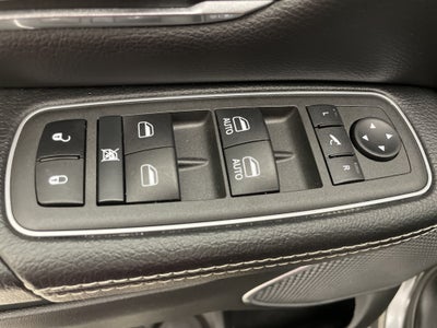 2022 RAM 1500 Laramie Crew Cab 4x4 6'4' Box