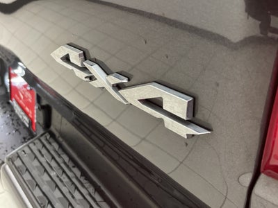 2022 RAM 1500 Laramie Crew Cab 4x4 6'4' Box